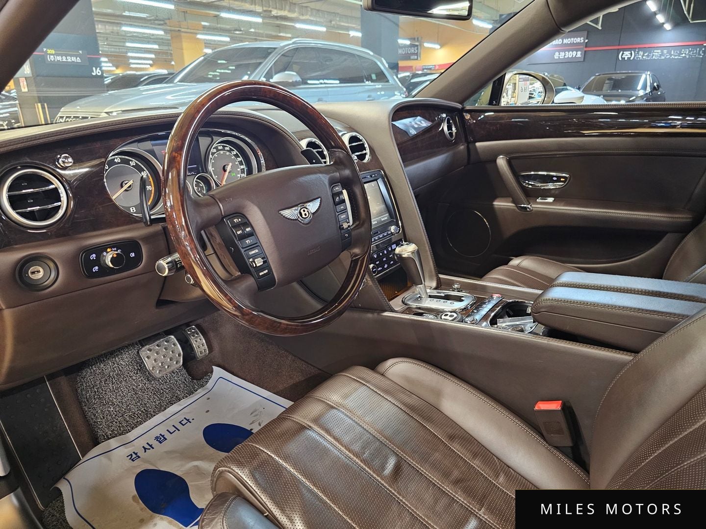 Bentley Flying Spur 2014 — миниатюра 10