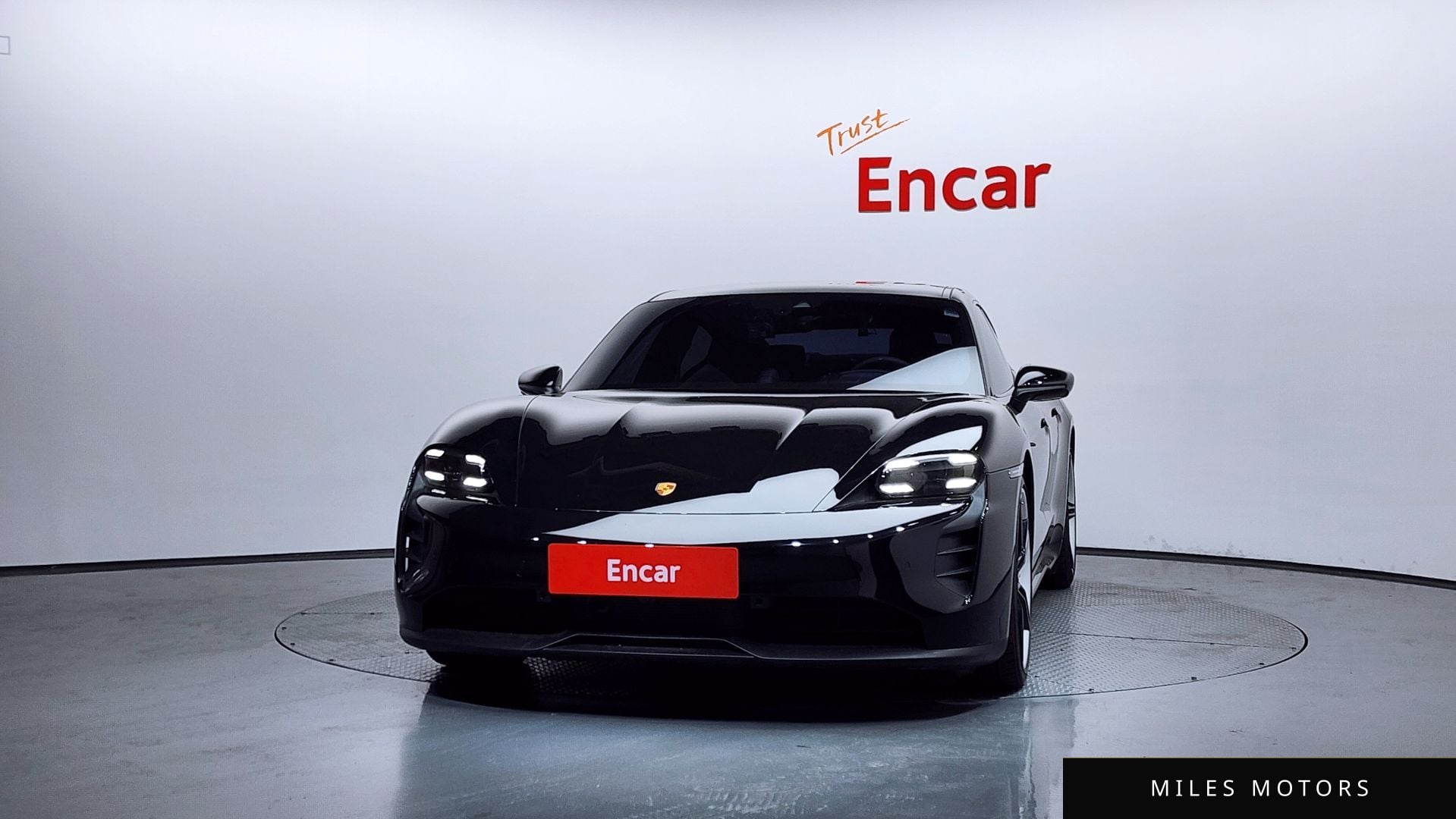Porsche Taycan 2022 — миниатюра 3