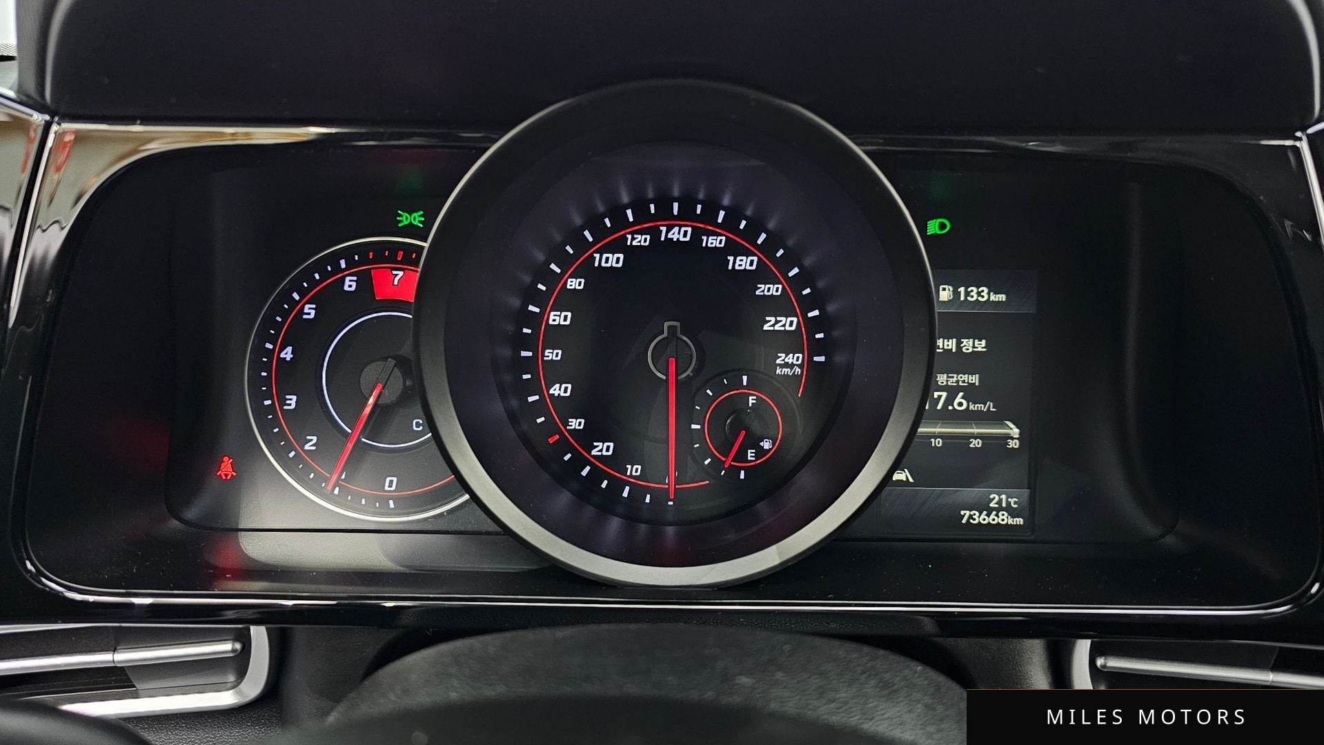 Hyundai AVANTE 2021 — миниатюра 8