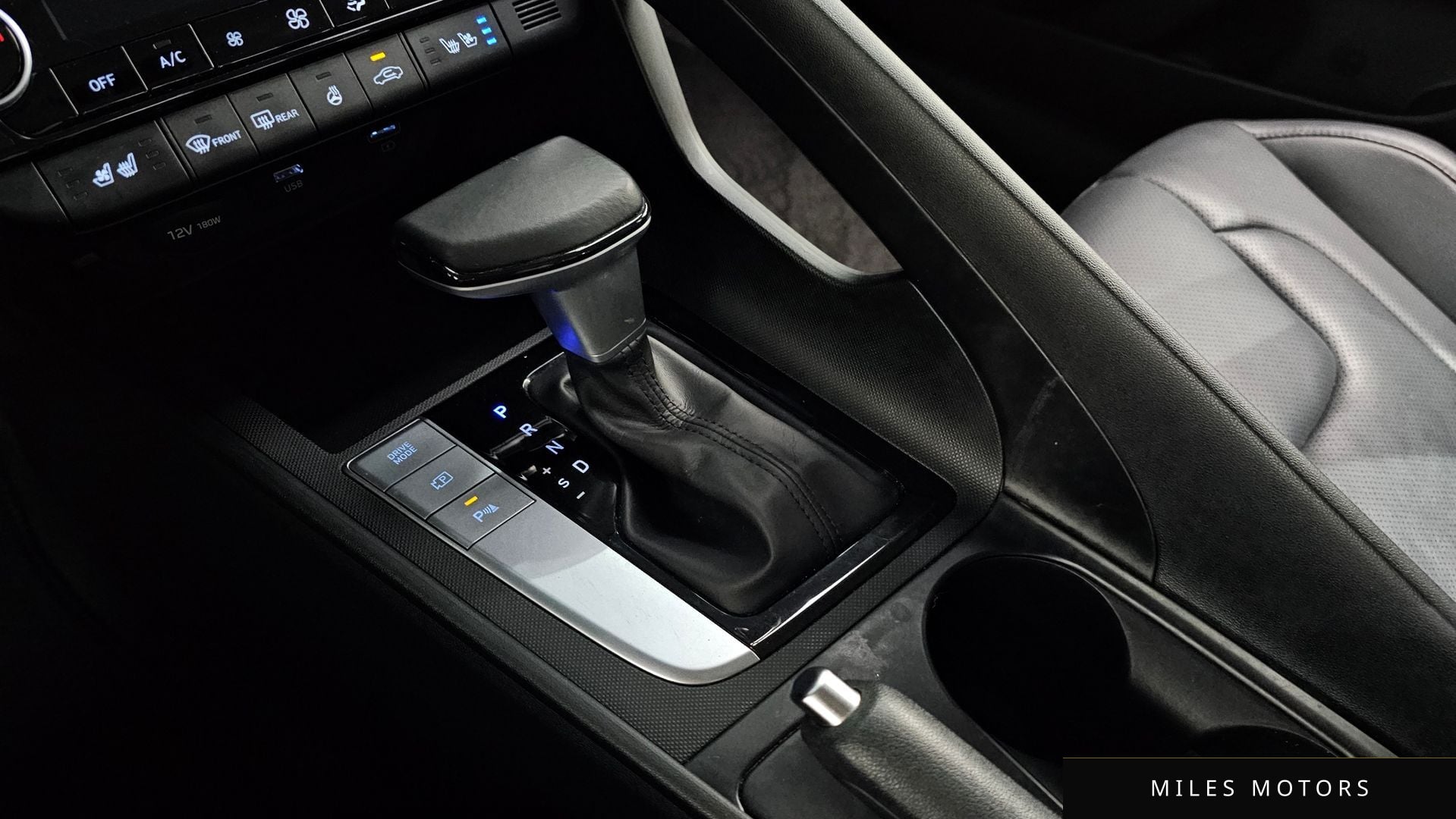 Hyundai AVANTE 2021 — миниатюра 9