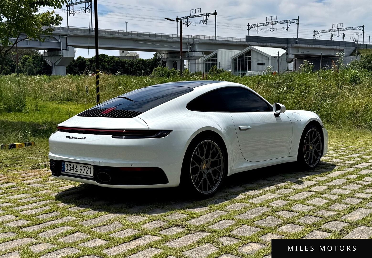 Porsche 911 (992) 2022 — миниатюра 6
