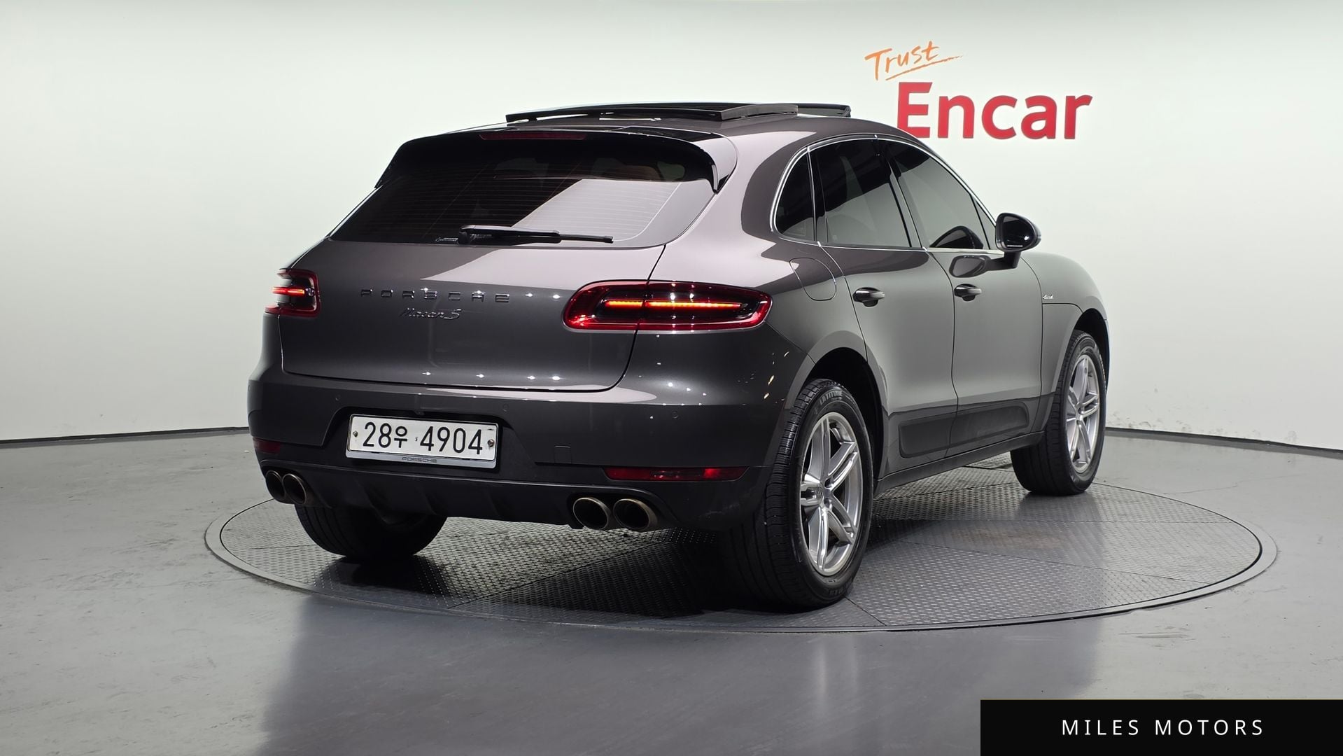 Porsche Macan 2015 — миниатюра 2