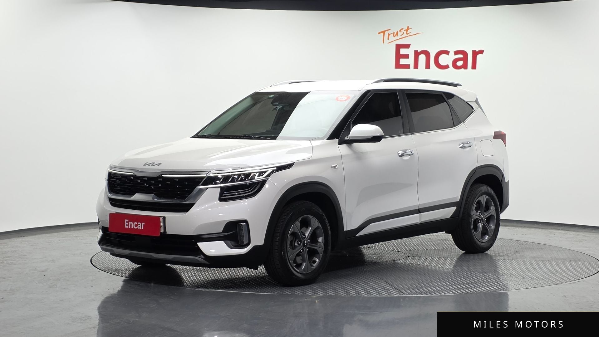 Kia Seltos 2023 — фото 1 из 12