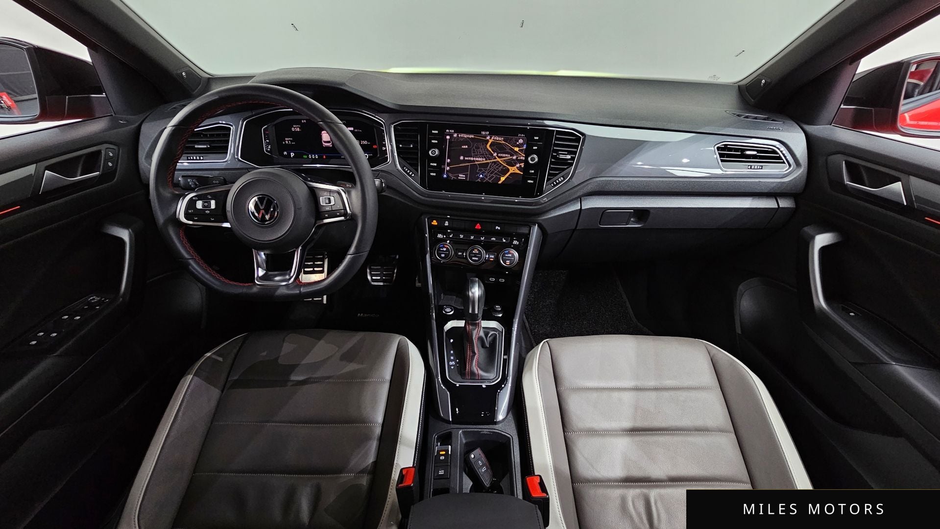 Volkswagen T-Roc 2022 — миниатюра 10