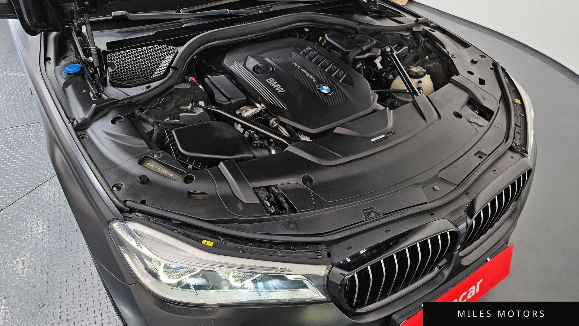 BMW 7 Series (G11) 2018 — миниатюра 6