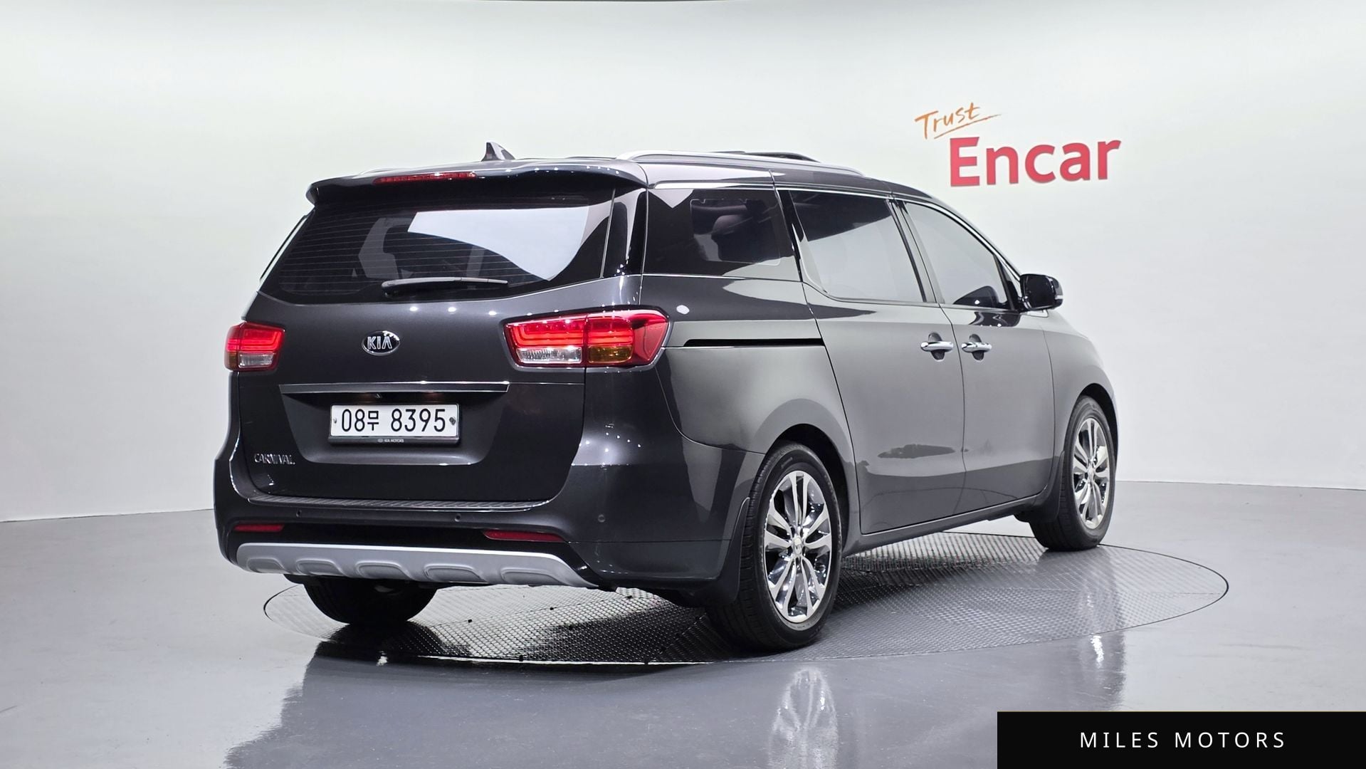 Kia Canival 2018 — миниатюра 2