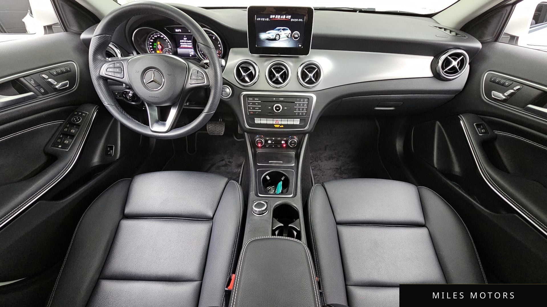 Mercedes-Benz GLA-Class X156 2019 — миниатюра 10