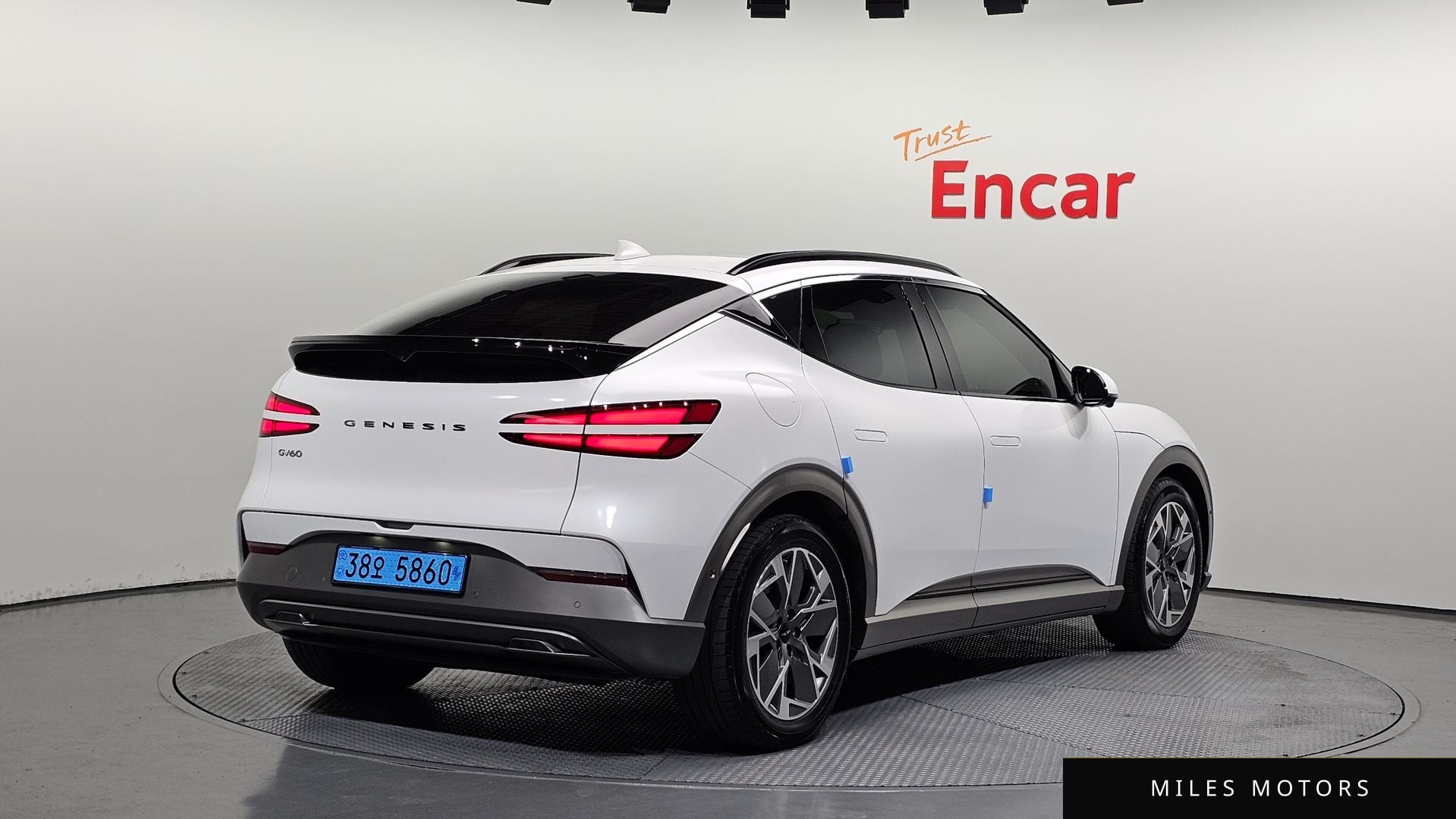 Genesis GV60 2022 — миниатюра 2