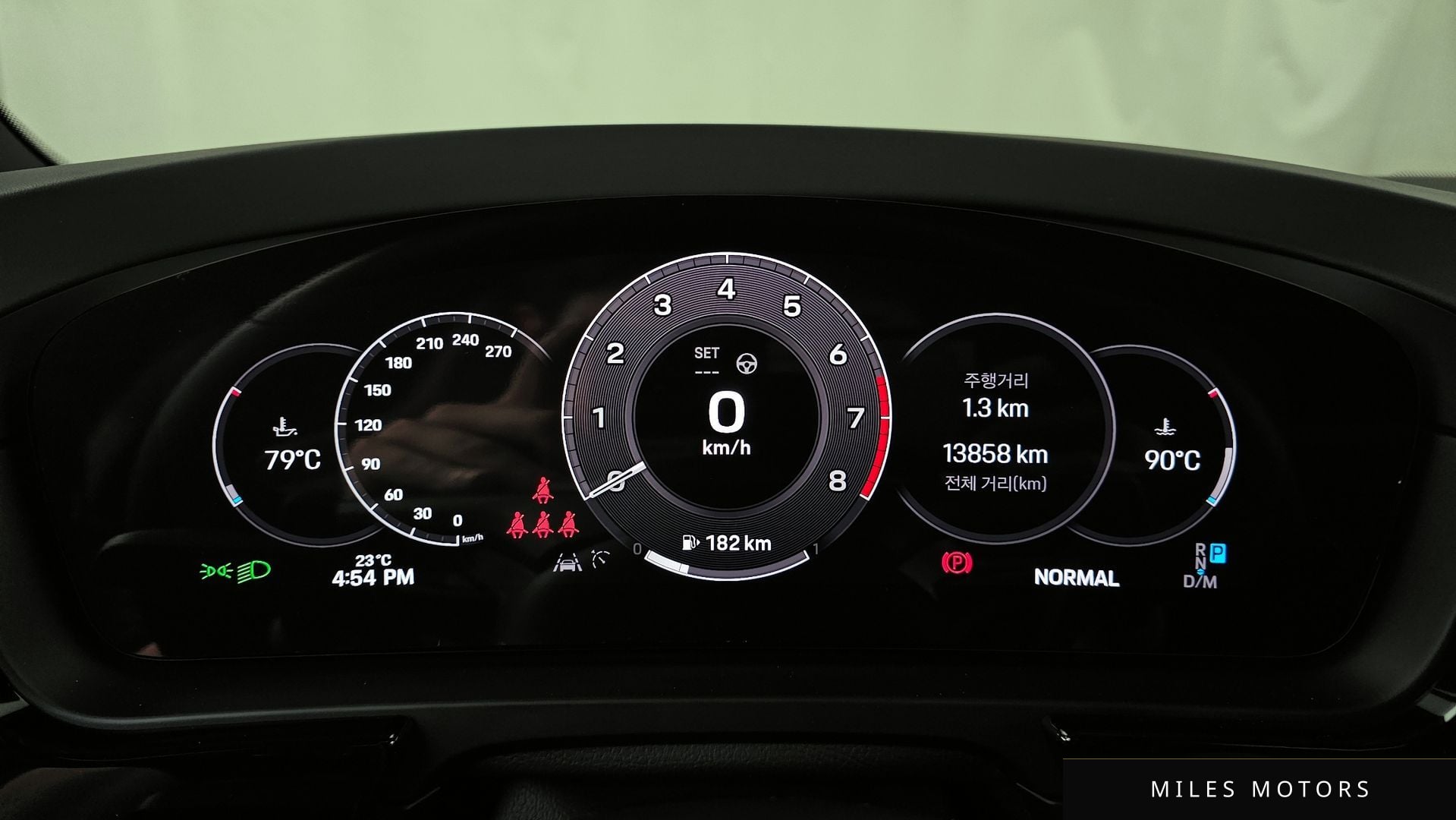 Porsche Cayenne 2024 — миниатюра 11