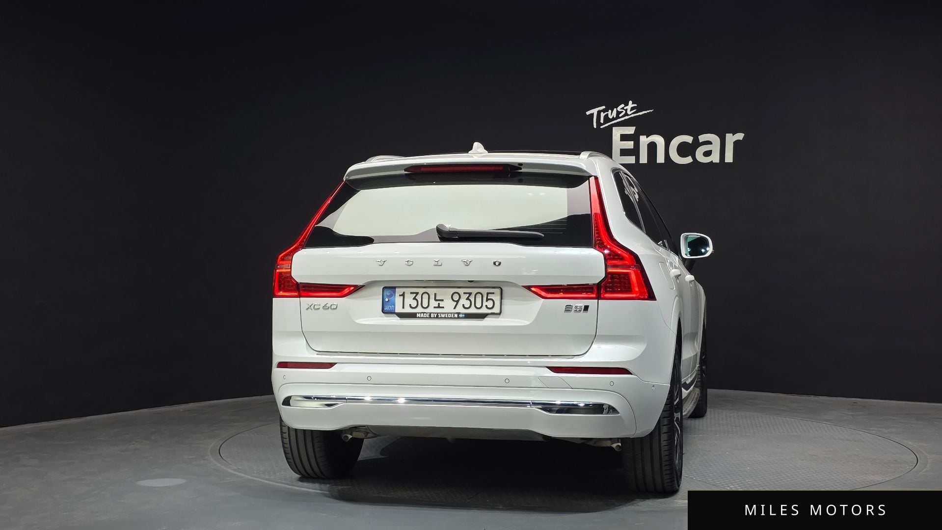 Volvo XC60 2023 — миниатюра 4