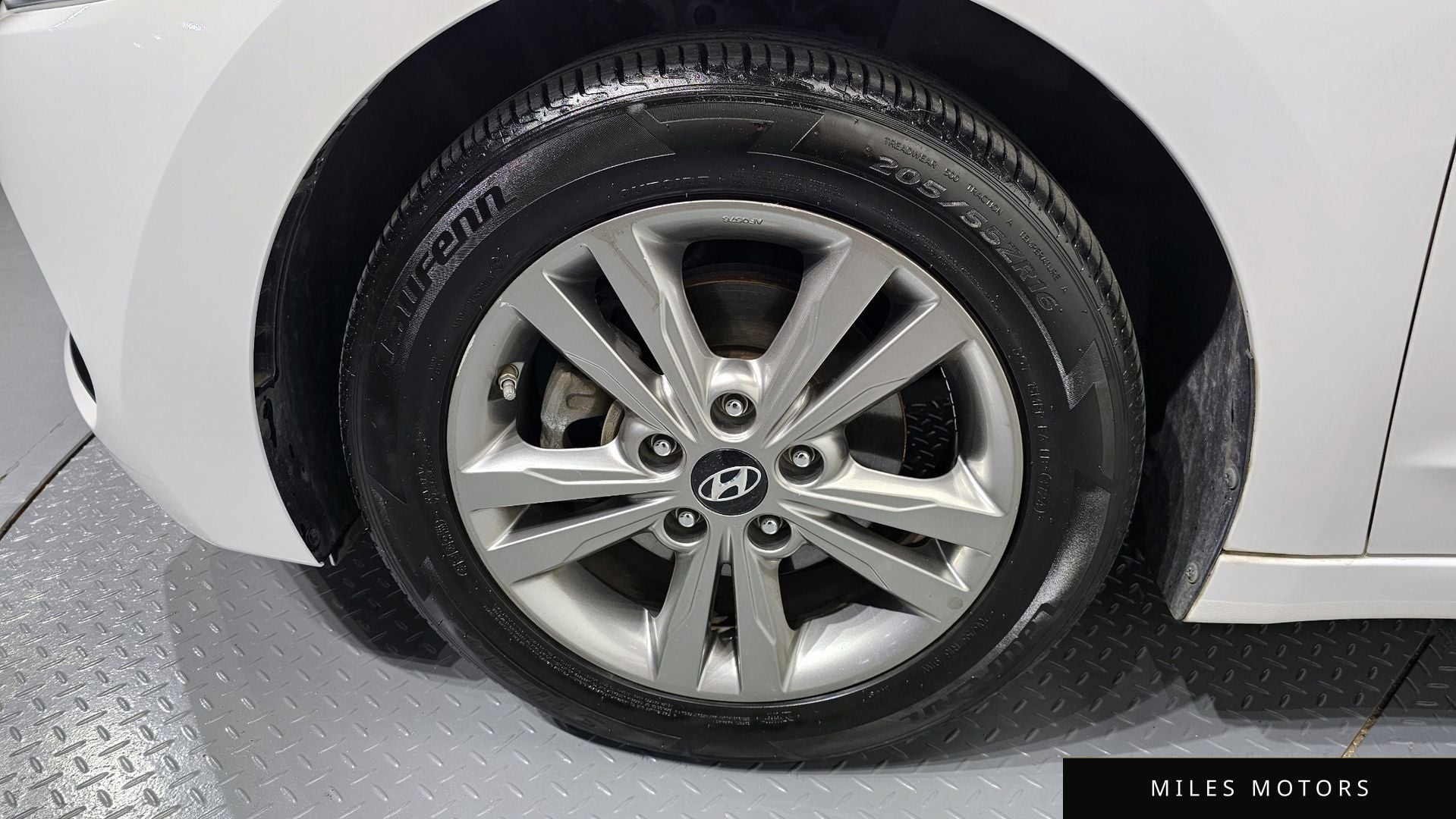 Hyundai AVANTE 2017 — миниатюра 5