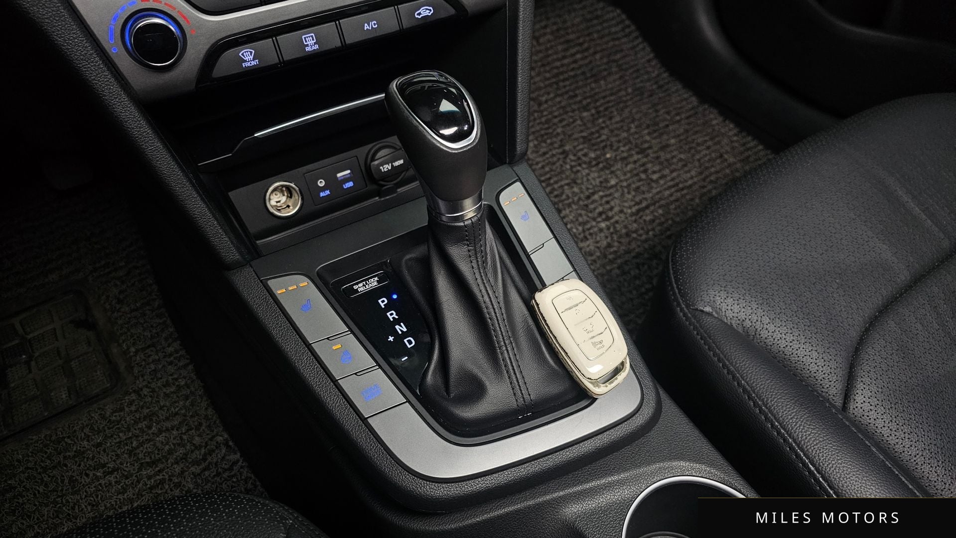 Hyundai AVANTE 2017 — миниатюра 12