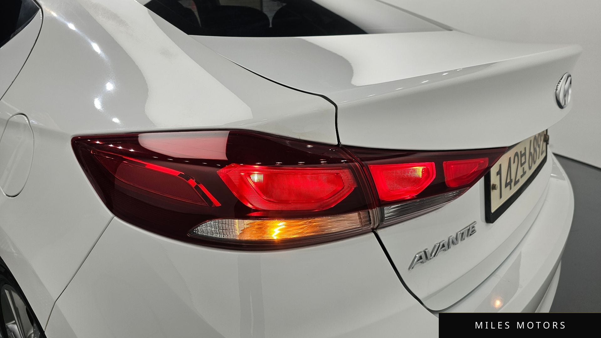 Hyundai AVANTE 2017 — миниатюра 9
