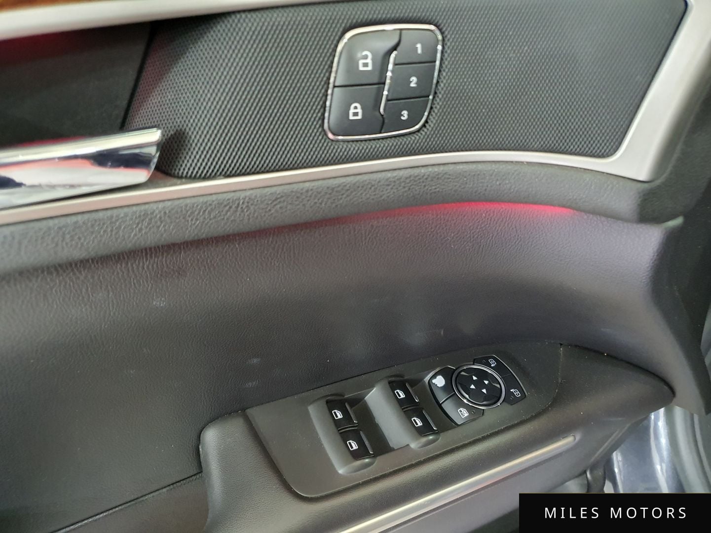 Lincoln MKZ 2014 — миниатюра 9