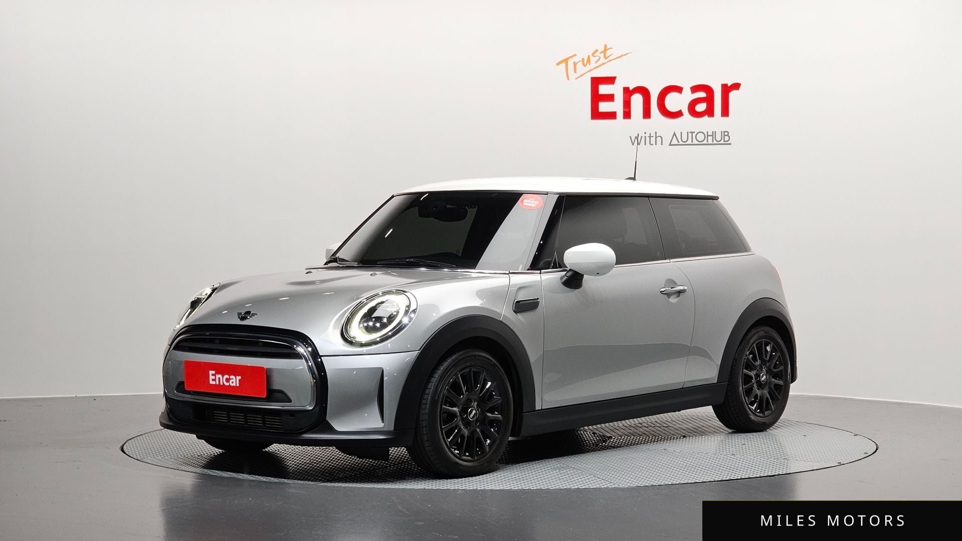 MINI Cooper 2024 — фото 1 из 12