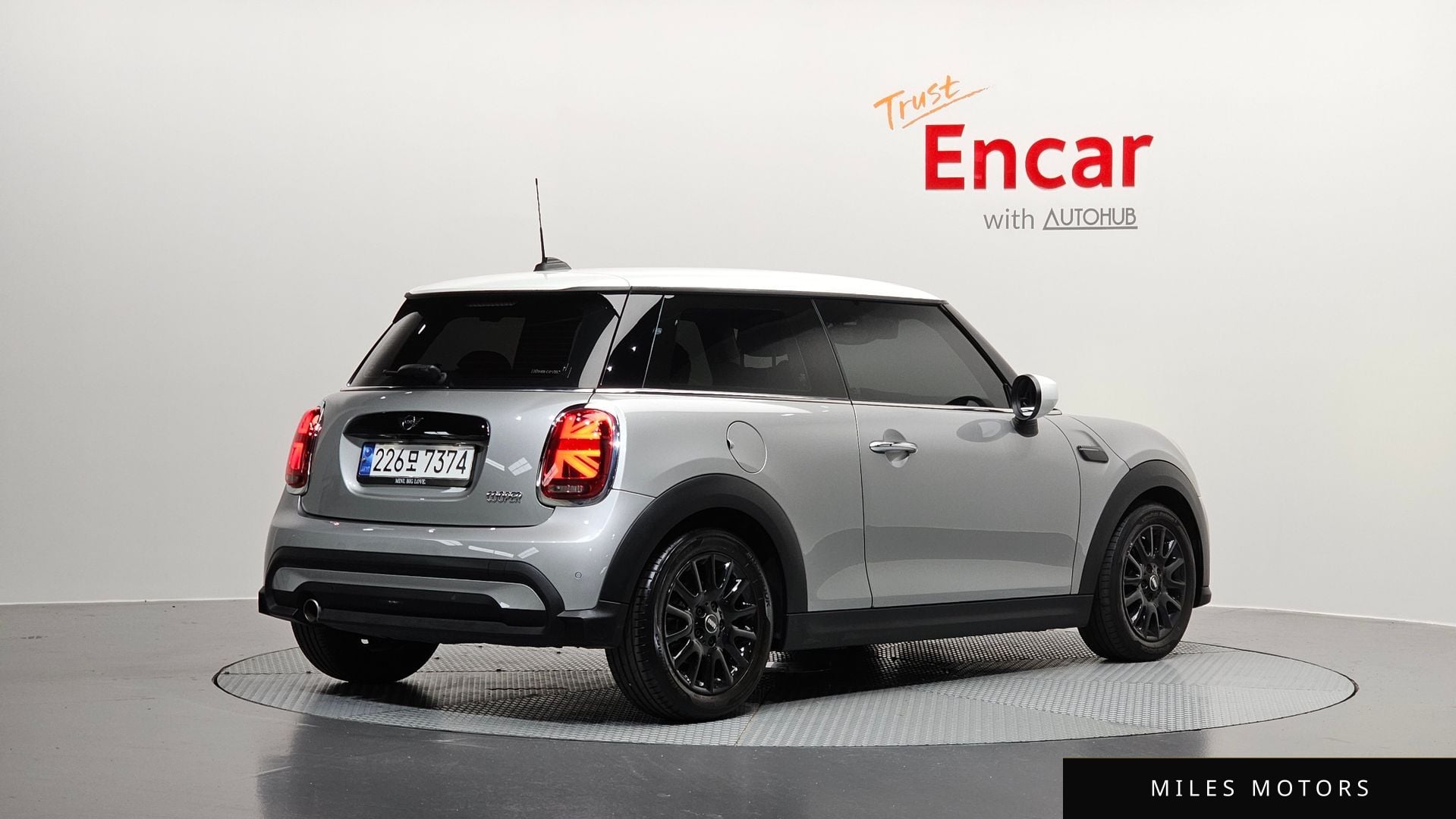 MINI Cooper 2024 — миниатюра 2
