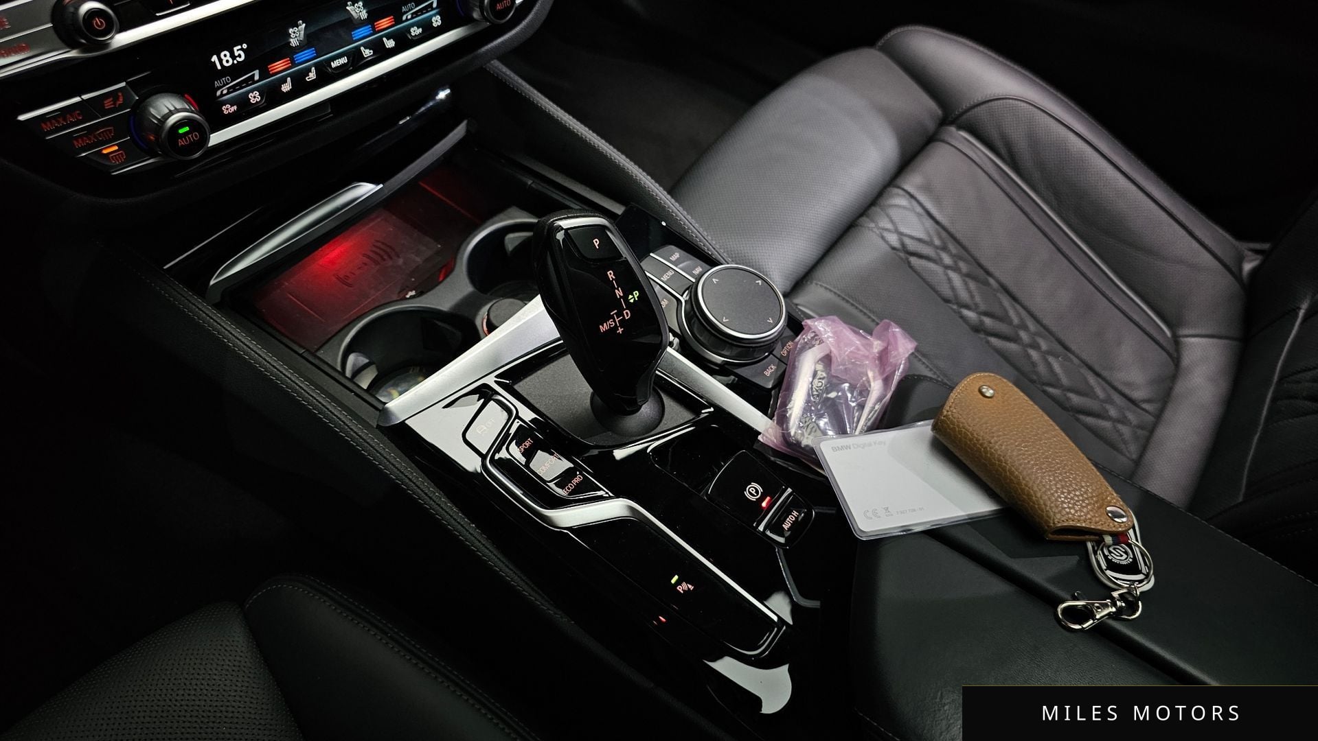 BMW 5 Series (G30) 2022 — миниатюра 11