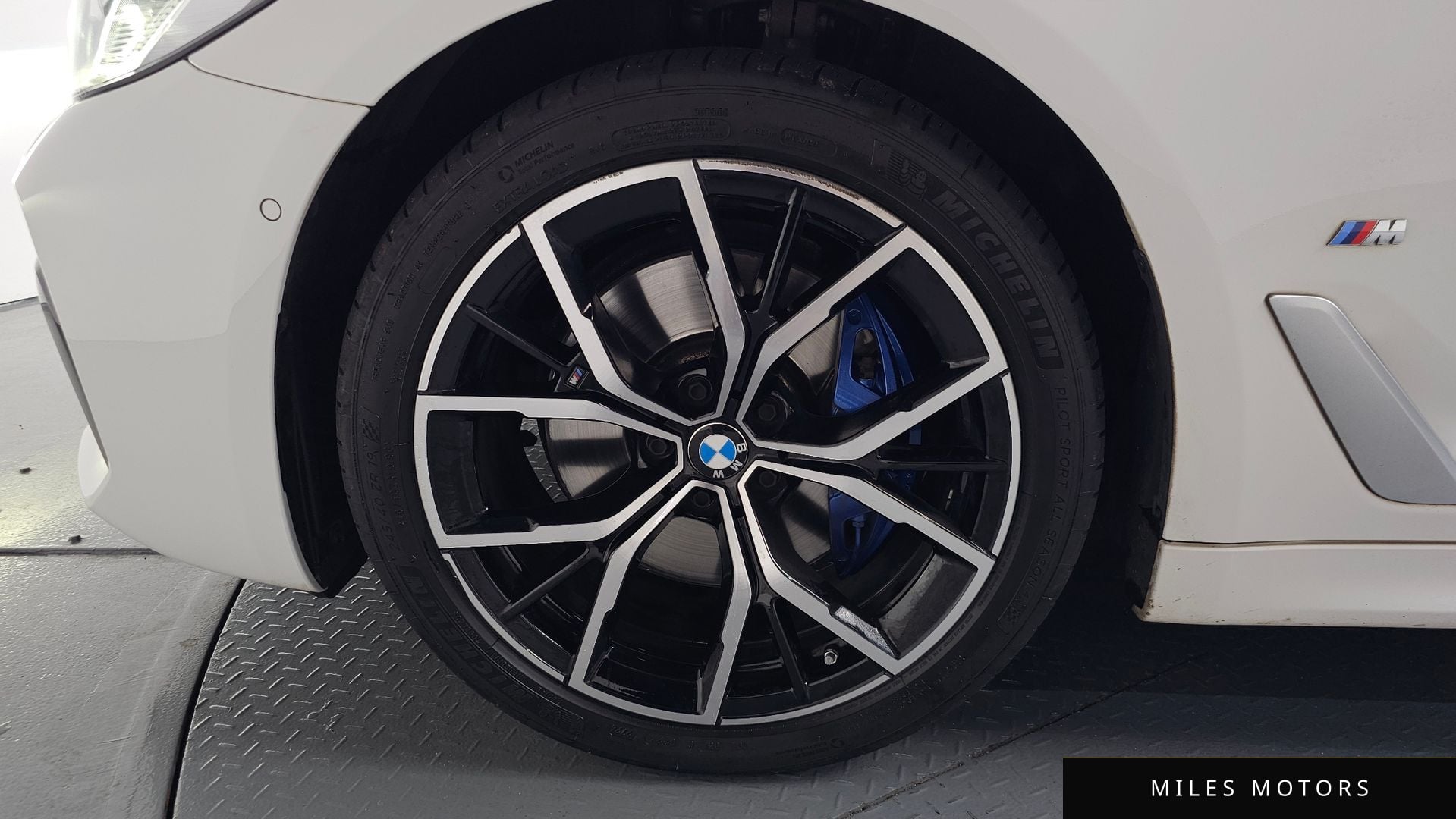 BMW 5 Series (G30) 2022 — миниатюра 6