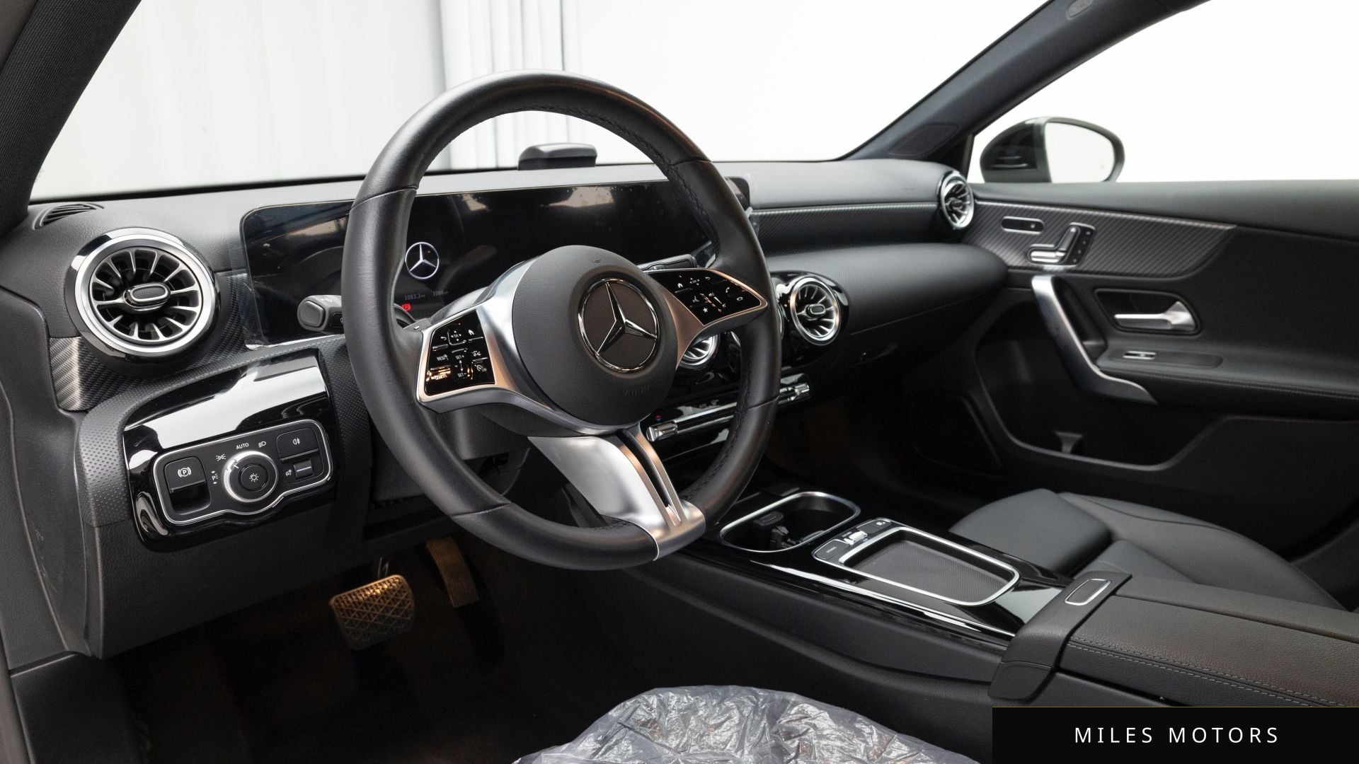 Mercedes-Benz A-Class W177 2024 — миниатюра 12