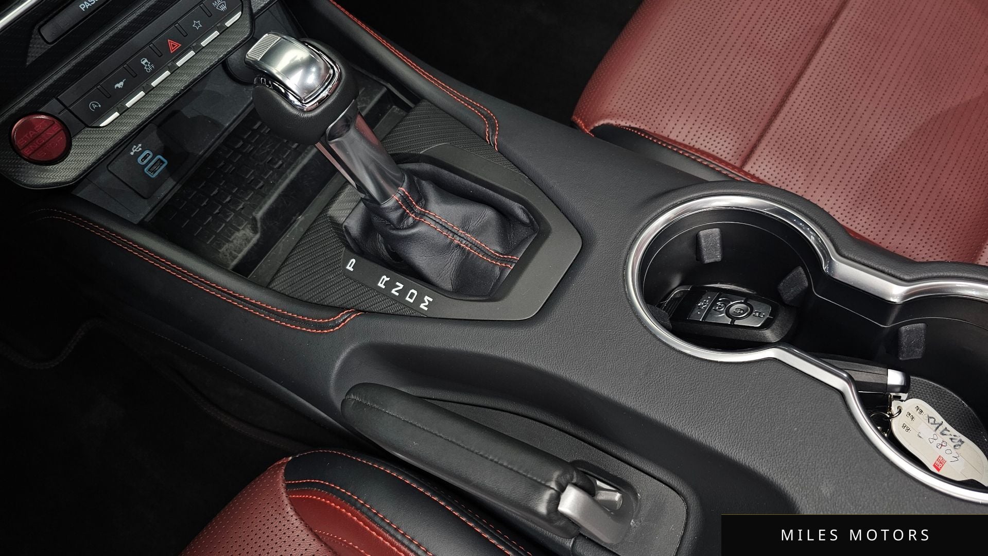 Ford Mustang 2024 — миниатюра 11