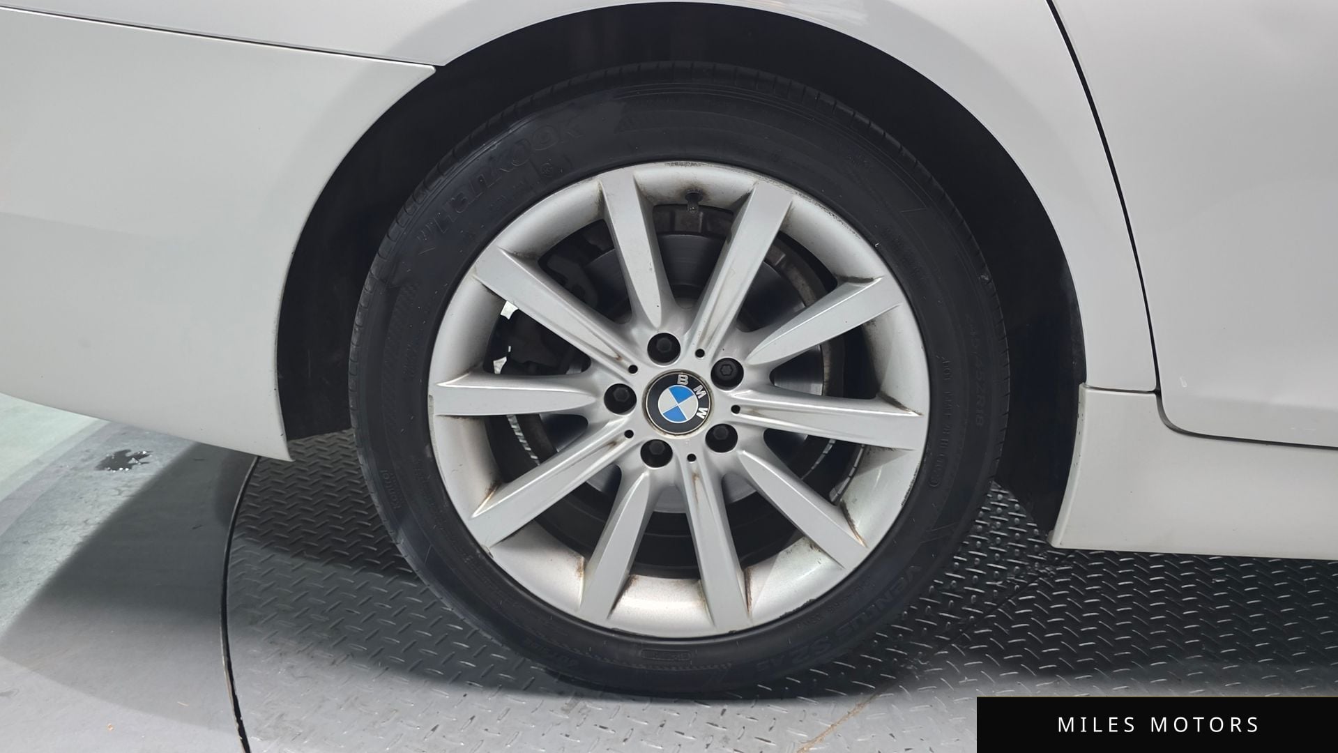 BMW 5 Series (F10) 2014 — миниатюра 5