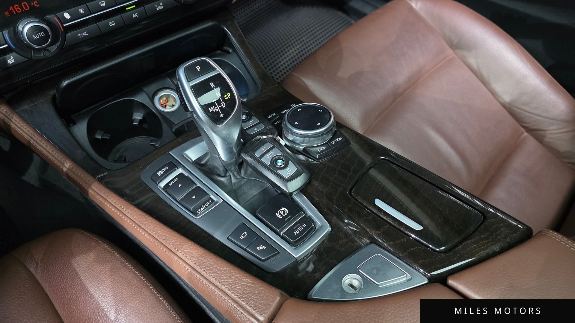 BMW 5 Series (F10) 2014 — миниатюра 9