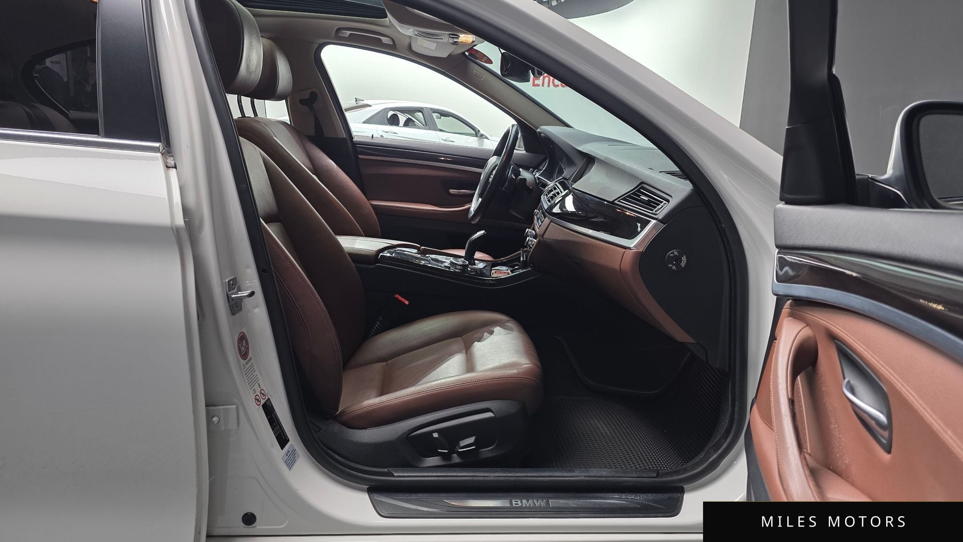 BMW 5 Series (F10) 2014 — миниатюра 11