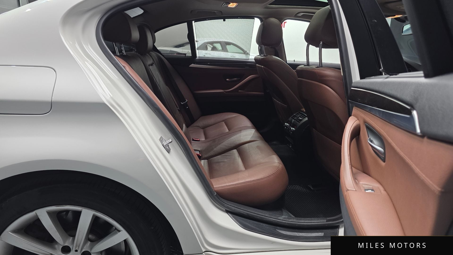 BMW 5 Series (F10) 2014 — миниатюра 12