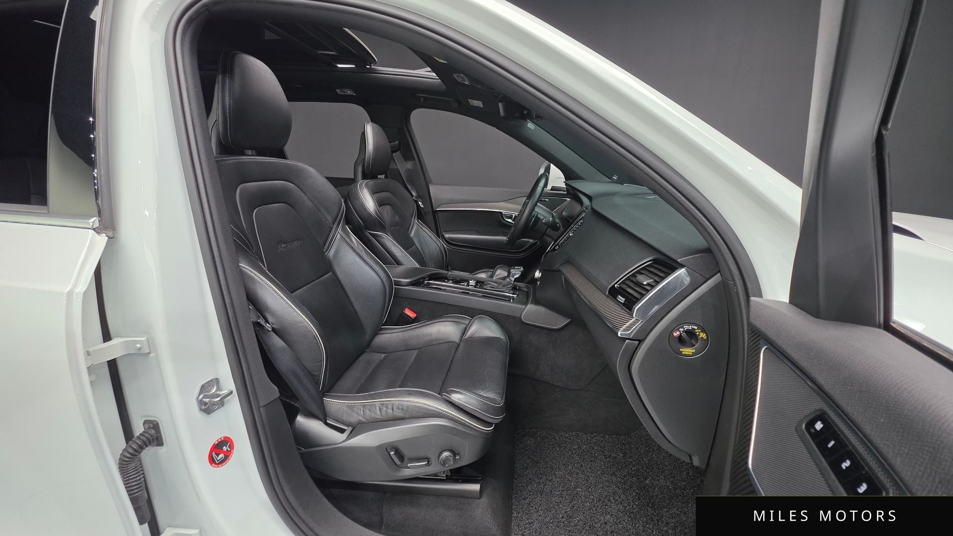 Volvo XC90 2017 — миниатюра 10
