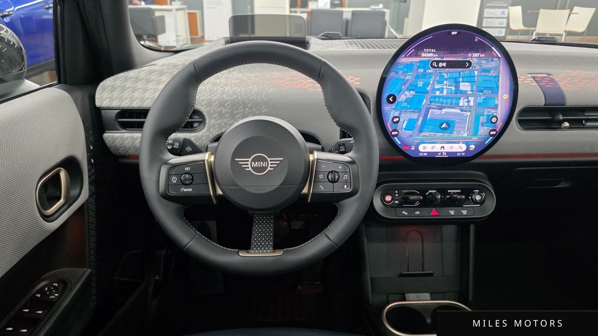 MINI Cooper S 2025 — миниатюра 11