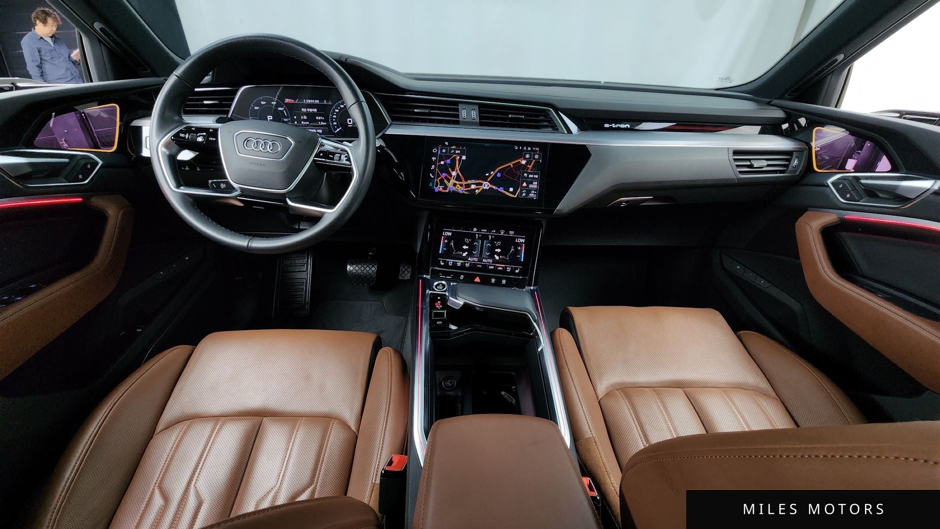 Audi e-tron 2022 — миниатюра 10