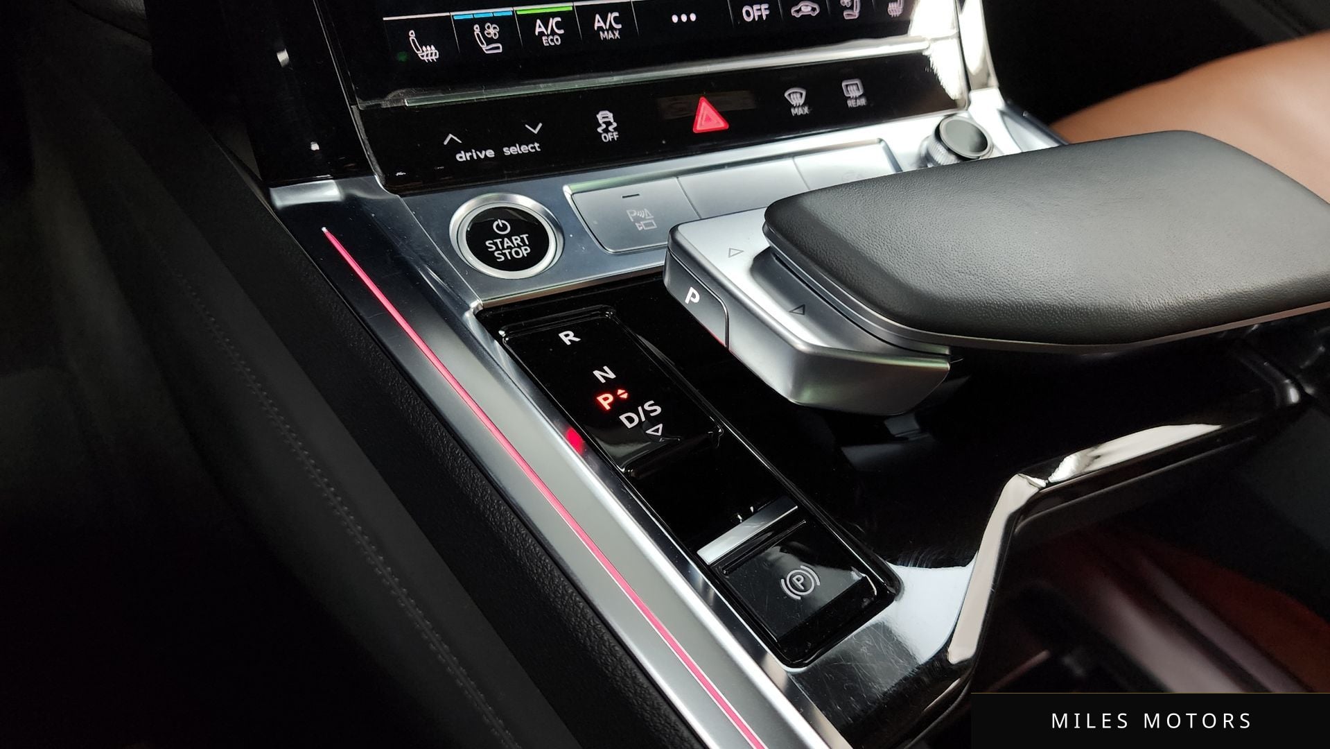 Audi e-tron 2022 — миниатюра 12