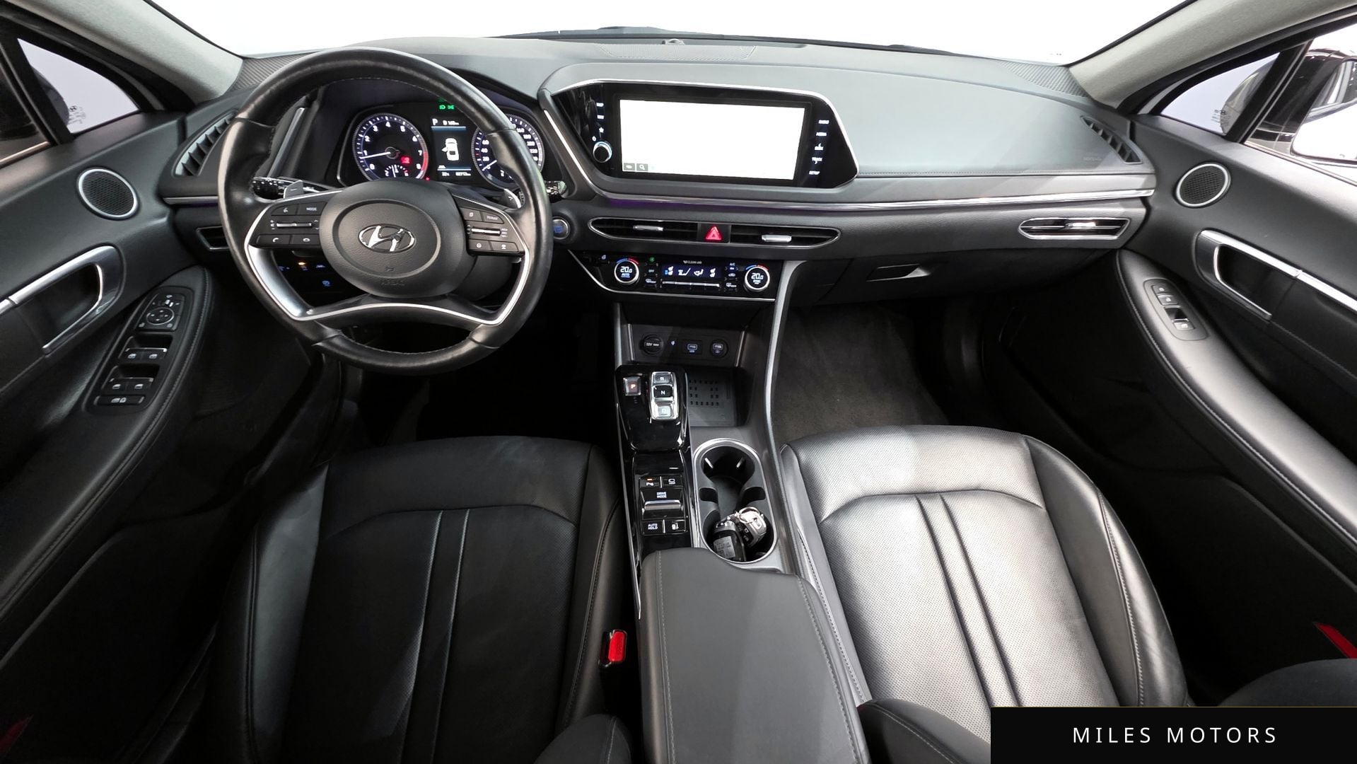 Hyundai Sonata 2022 — миниатюра 10