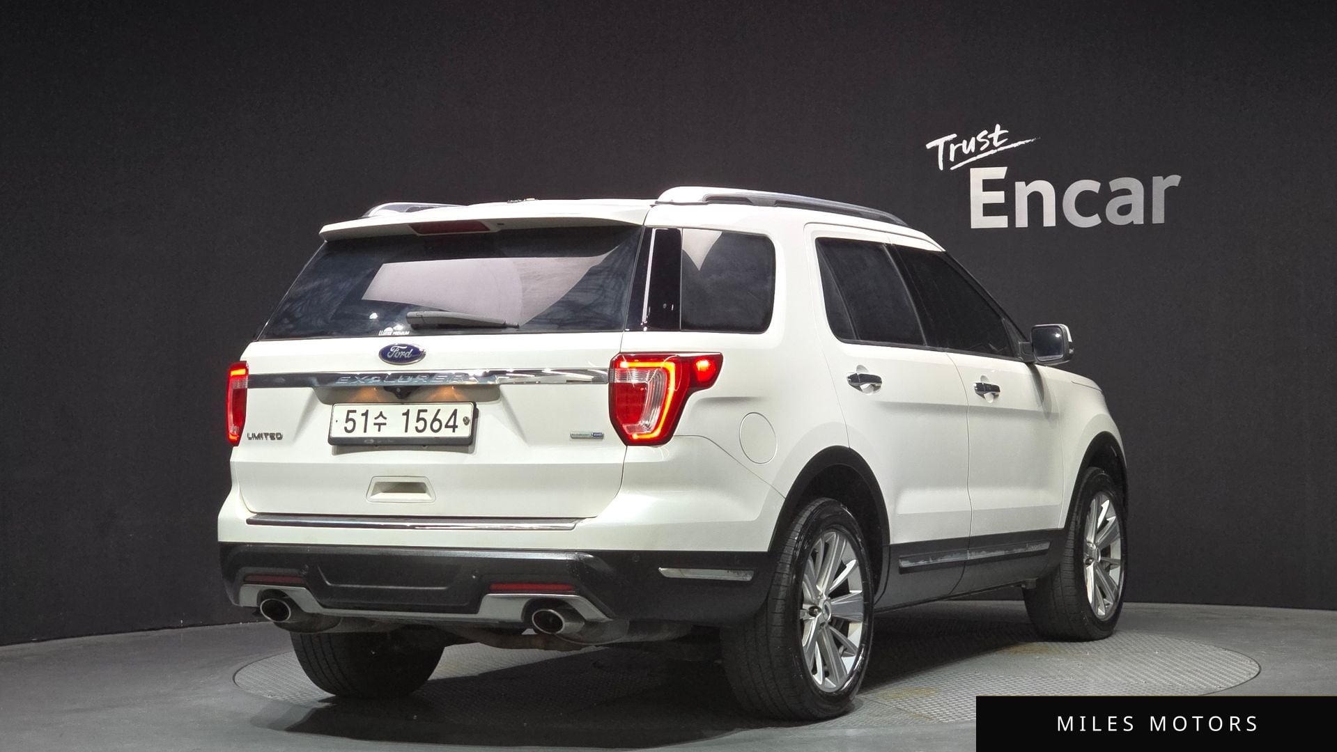 Ford Explorer 2019 — миниатюра 2
