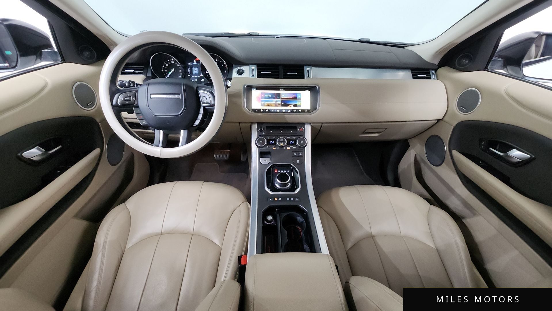 Land Rover Range Rover Evoque 2017 — миниатюра 10
