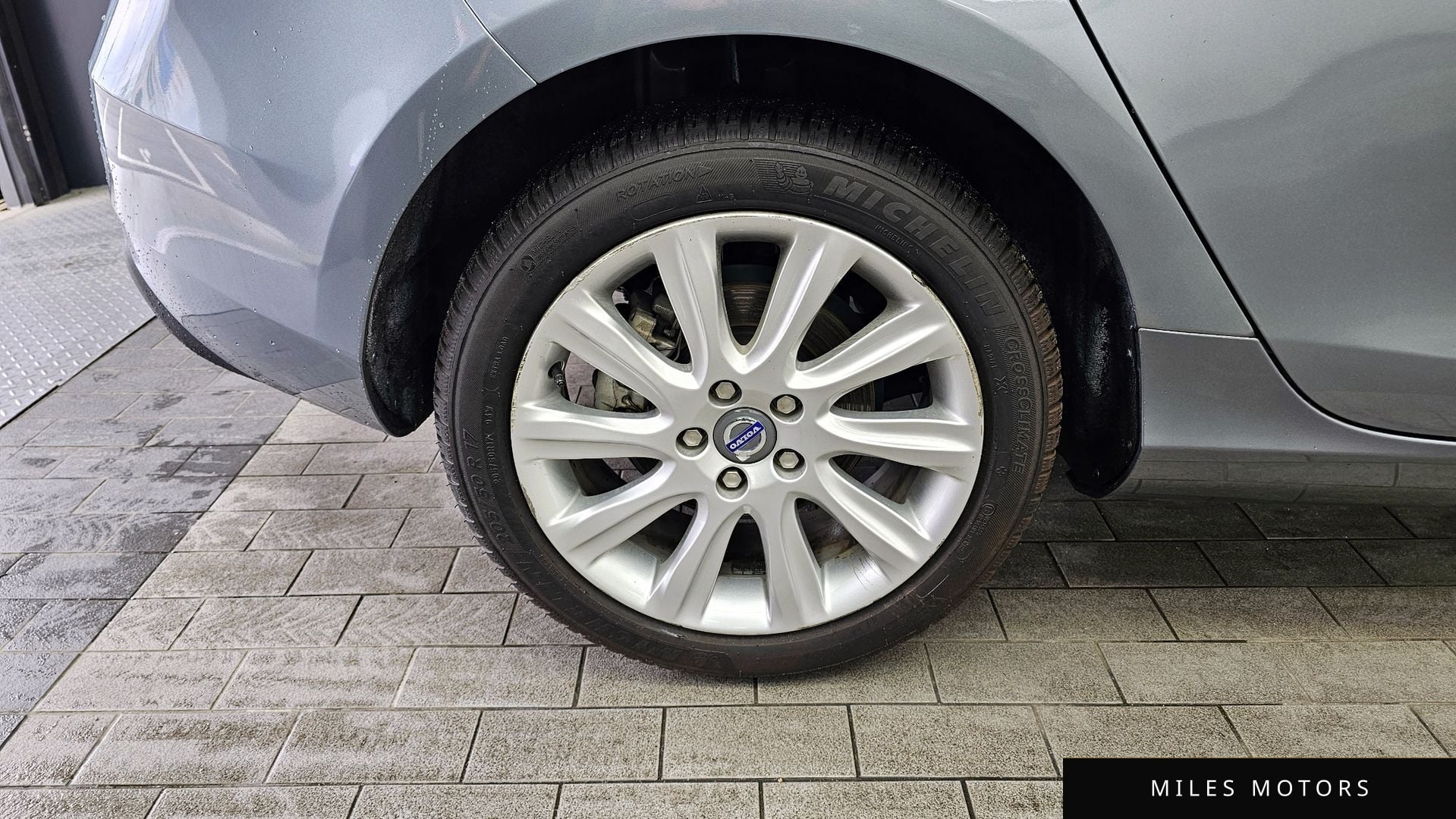 Volvo V40 2015 — миниатюра 5