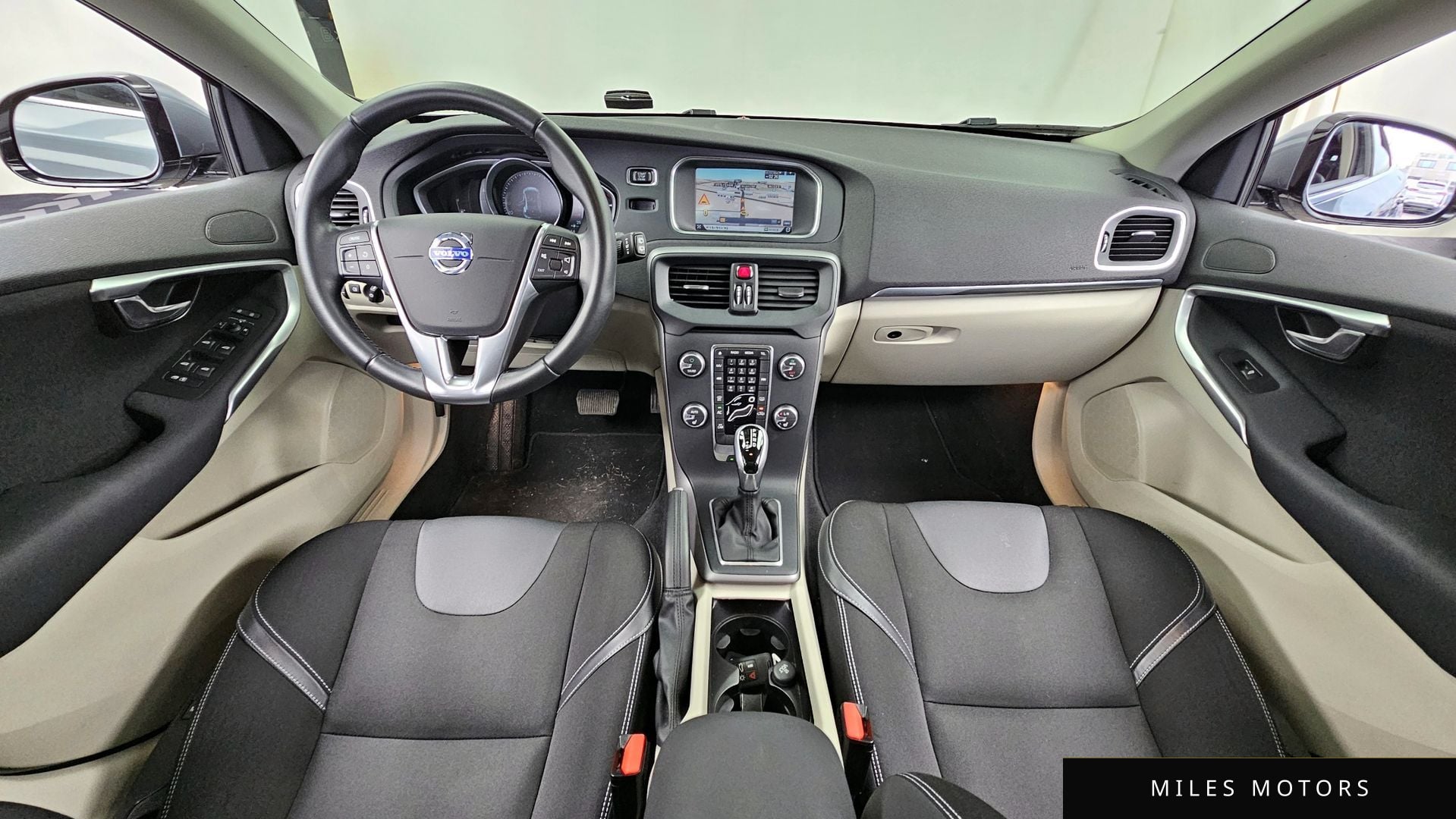 Volvo V40 2015 — миниатюра 7