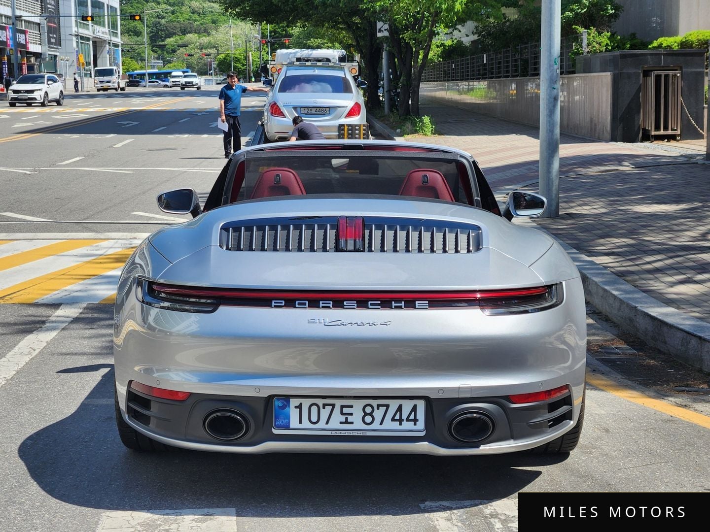 Porsche 911 (992) 2024 — миниатюра 4