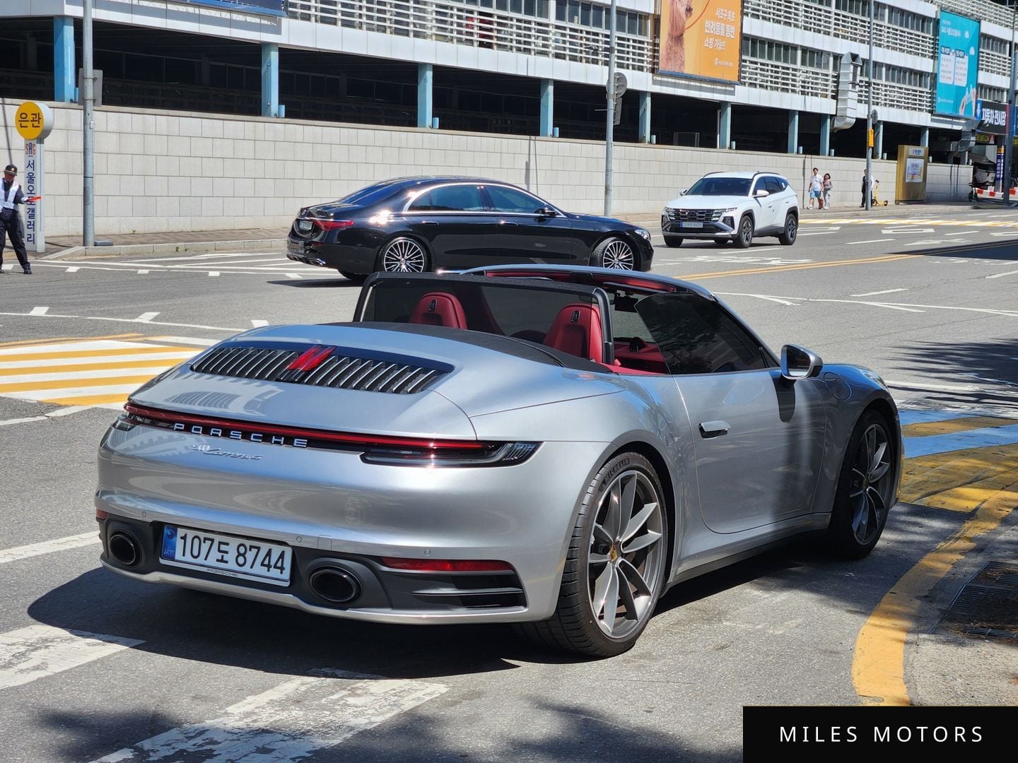 Porsche 911 (992) 2024 — миниатюра 6