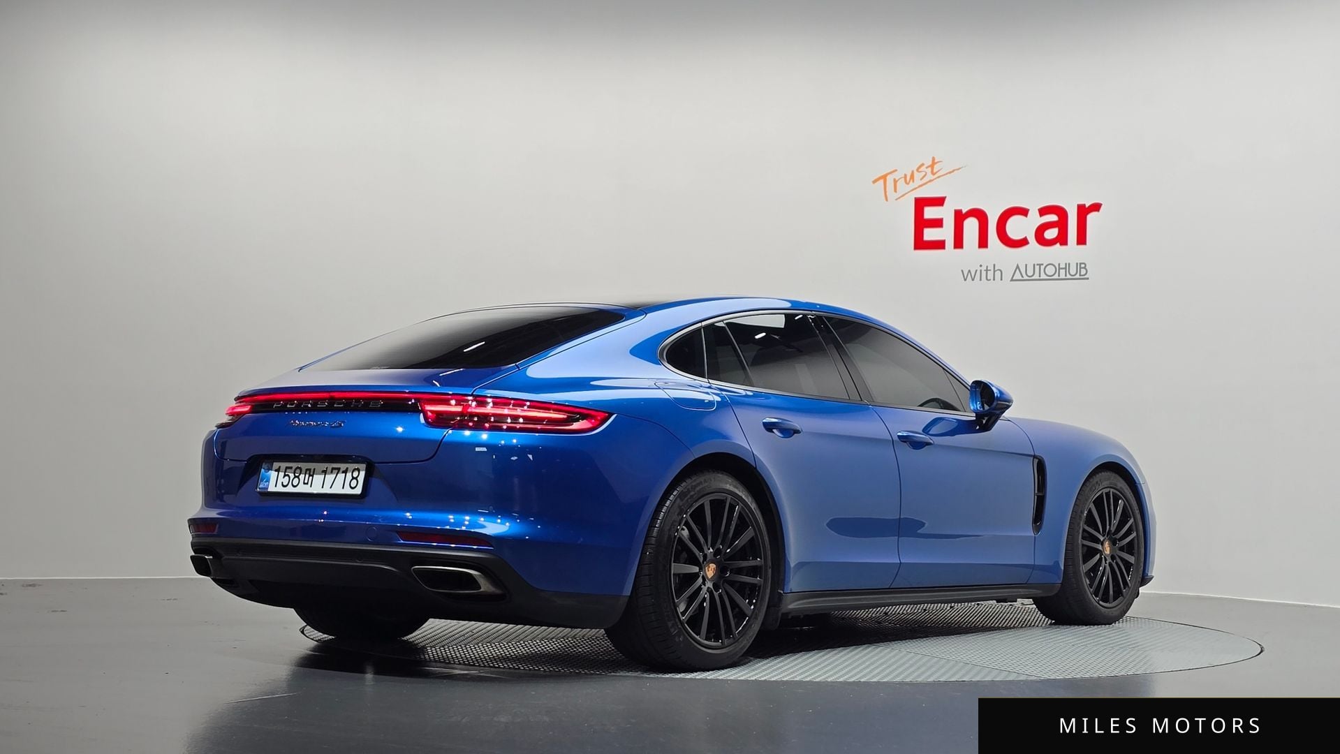 Porsche Panamera 2018 — миниатюра 2