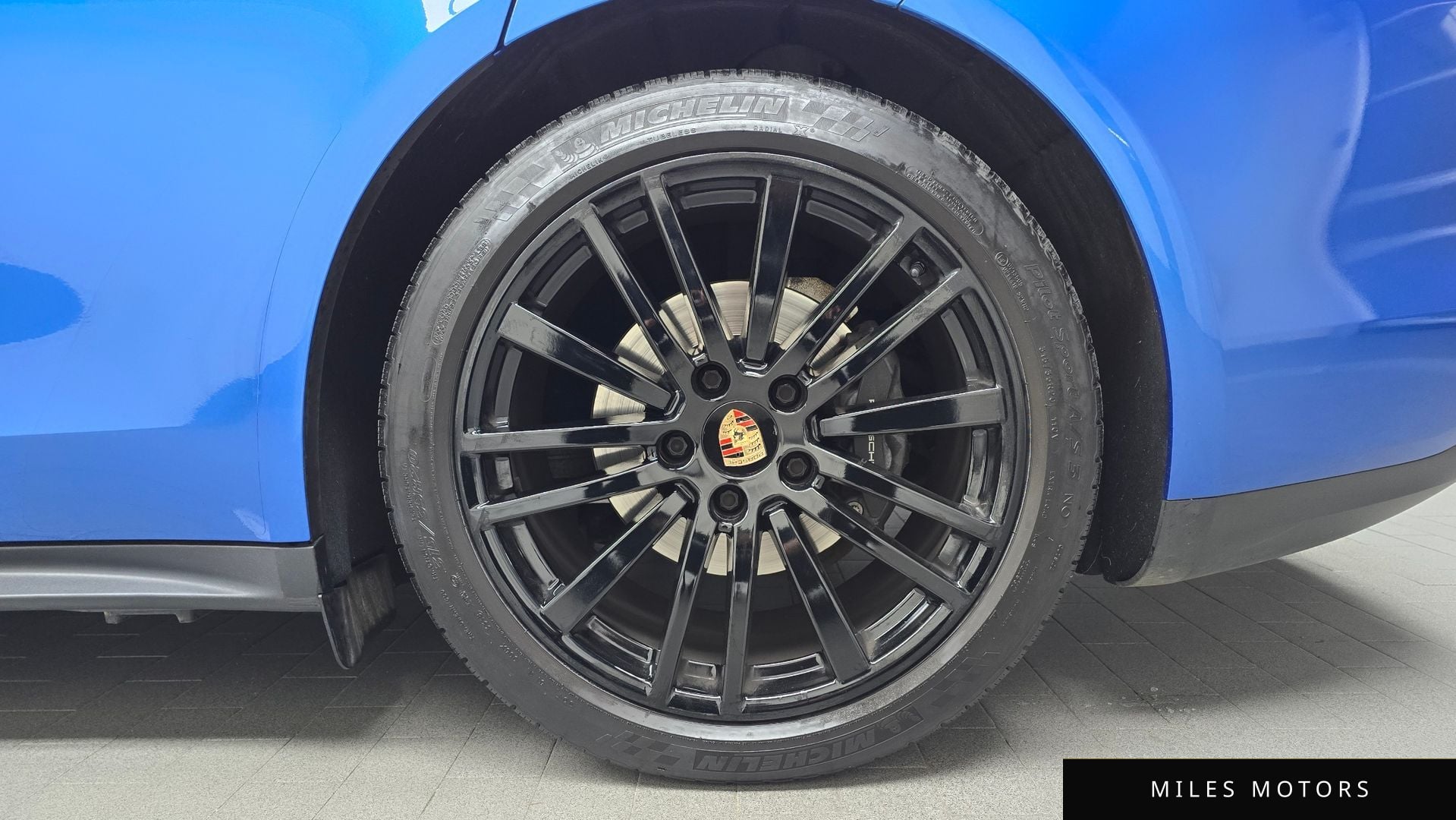 Porsche Panamera 2018 — миниатюра 7