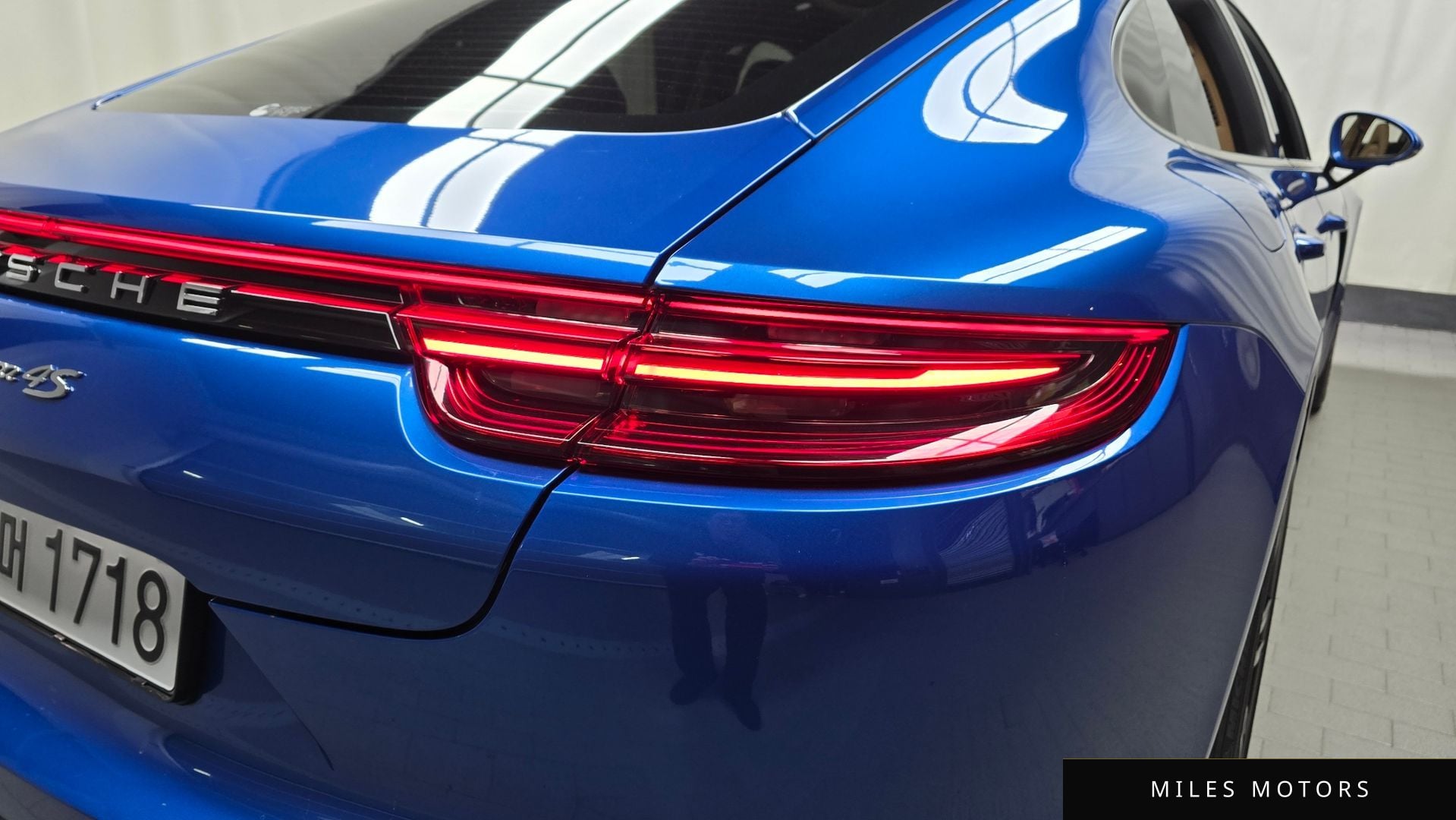 Porsche Panamera 2018 — миниатюра 9