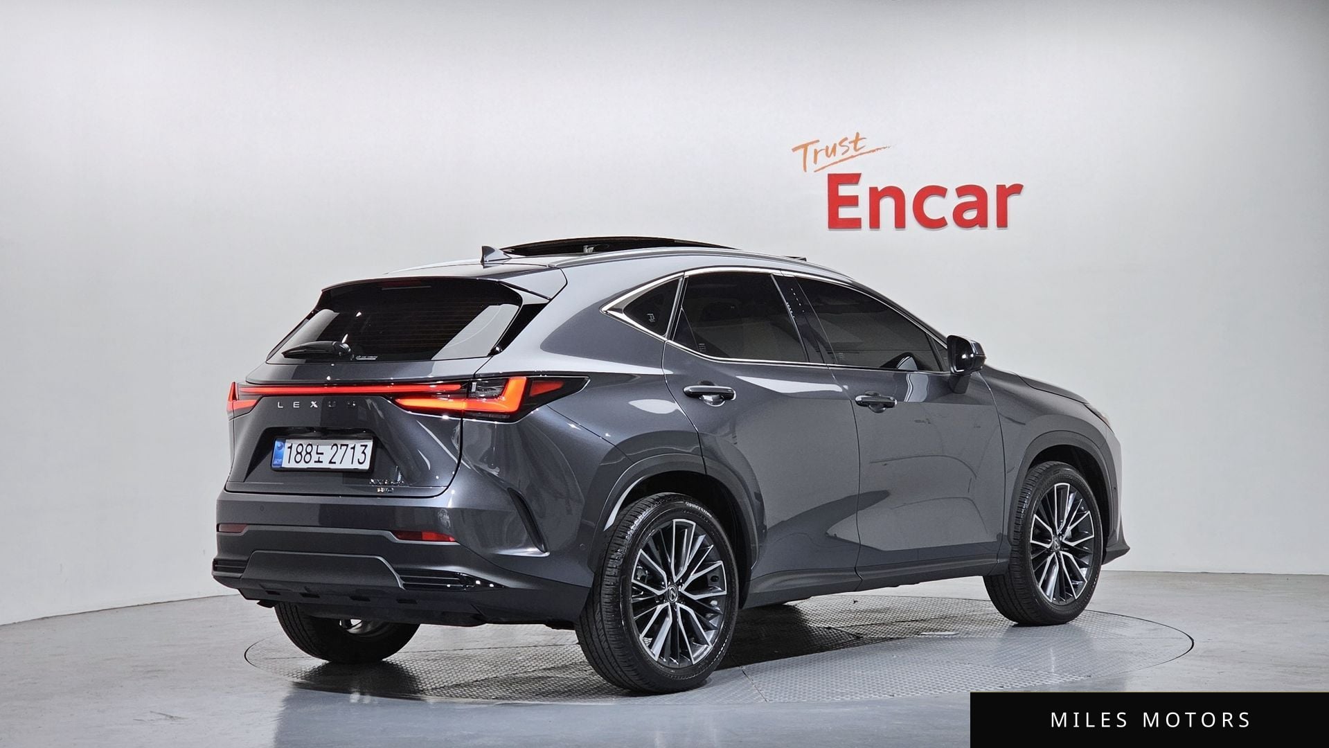 Лексус NX350h 2025 — миниатюра 2
