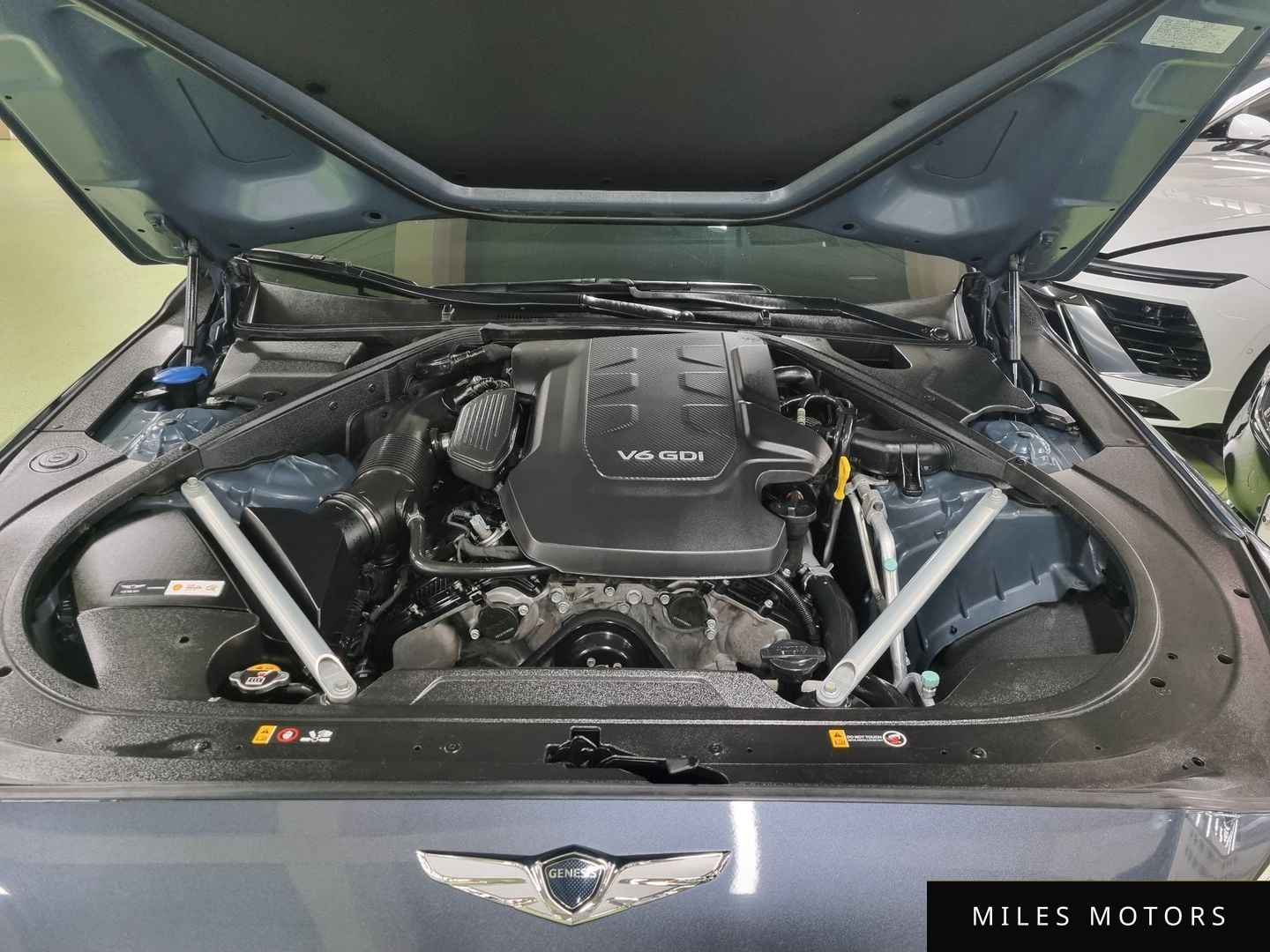 Genesis EQ900 2016 — миниатюра 6