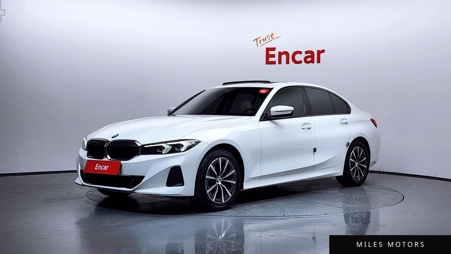 BMW 3 Series (G20) 2023 — фото 1 из 12