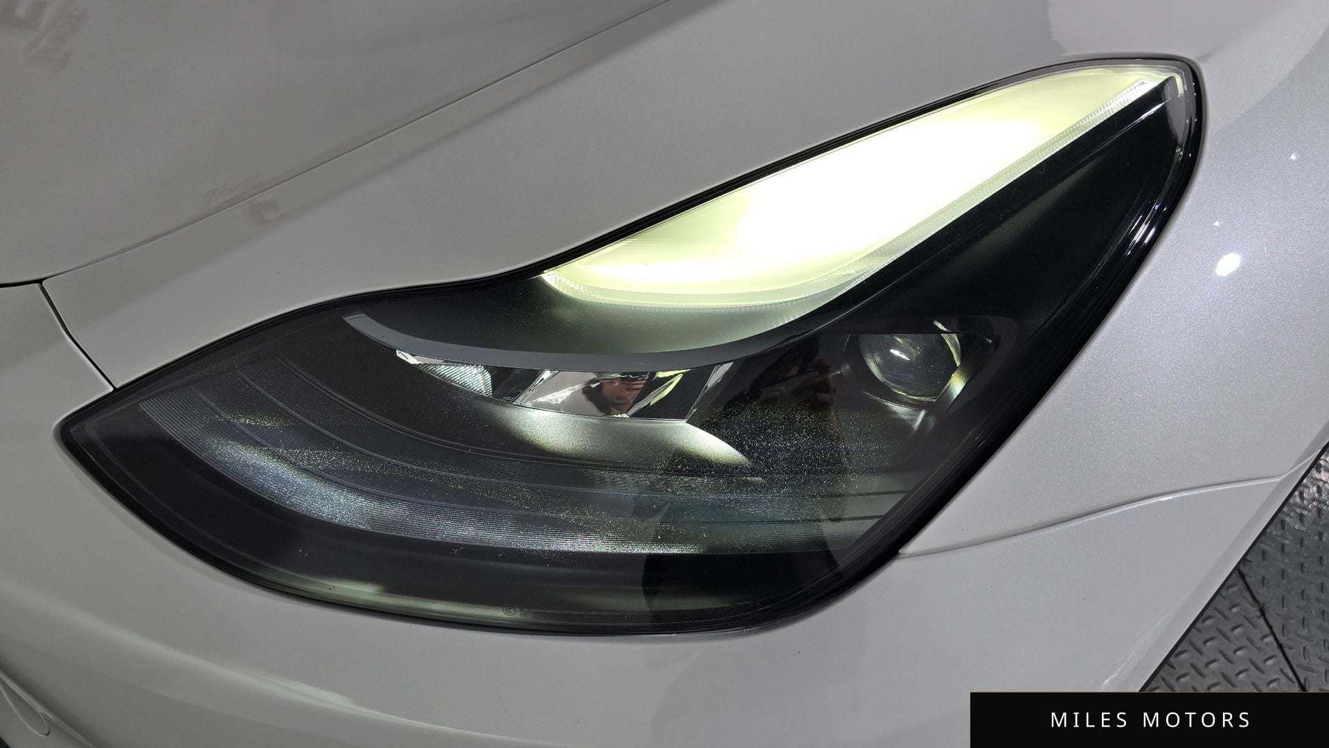 Tesla Model Y 2024 — миниатюра 7