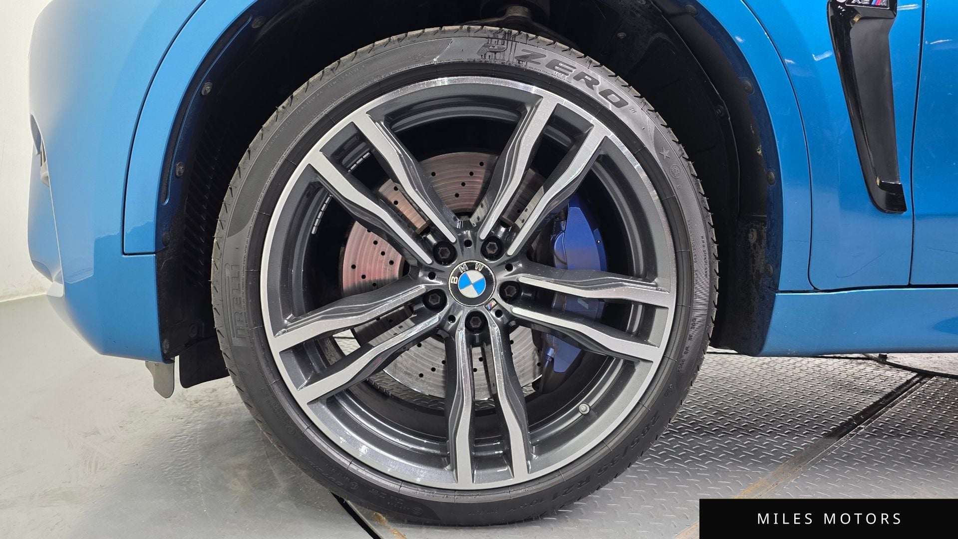 BMW X6M (F16) 2018 — миниатюра 5