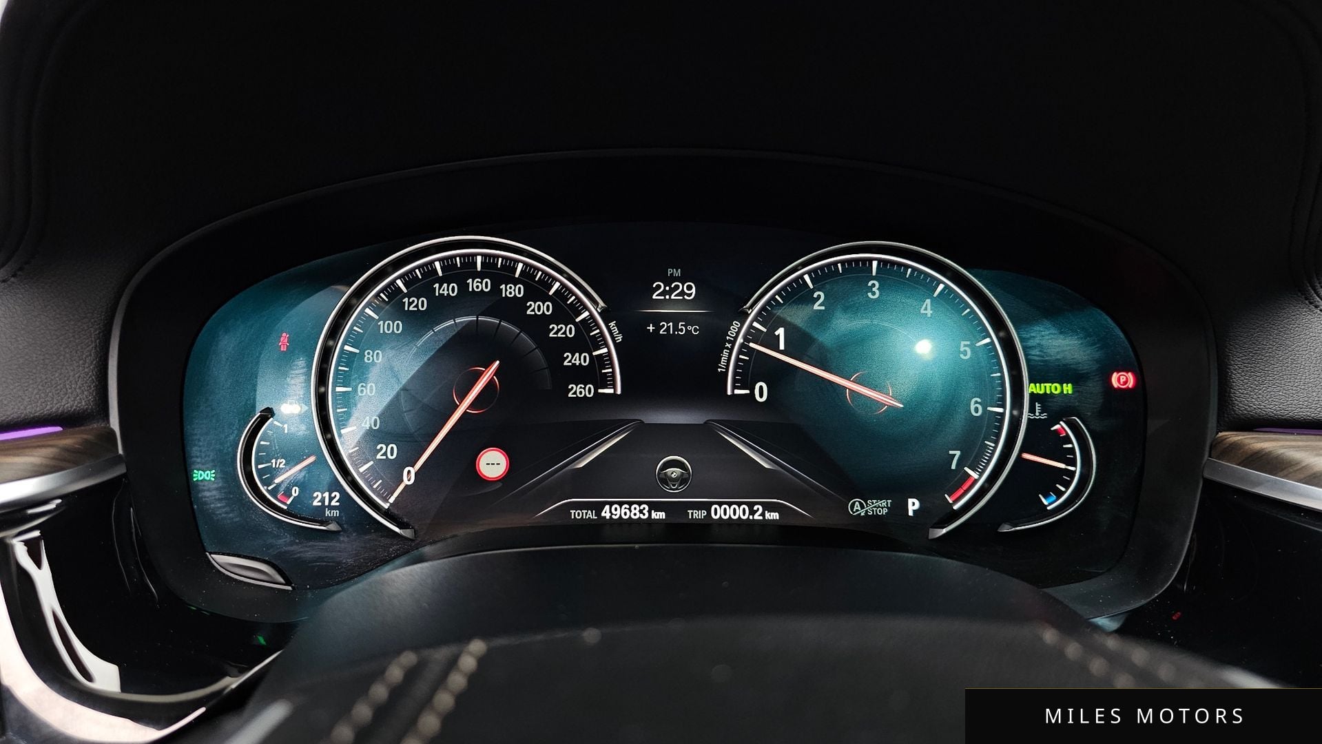 BMW 5 Series (G30) 2018 — миниатюра 10
