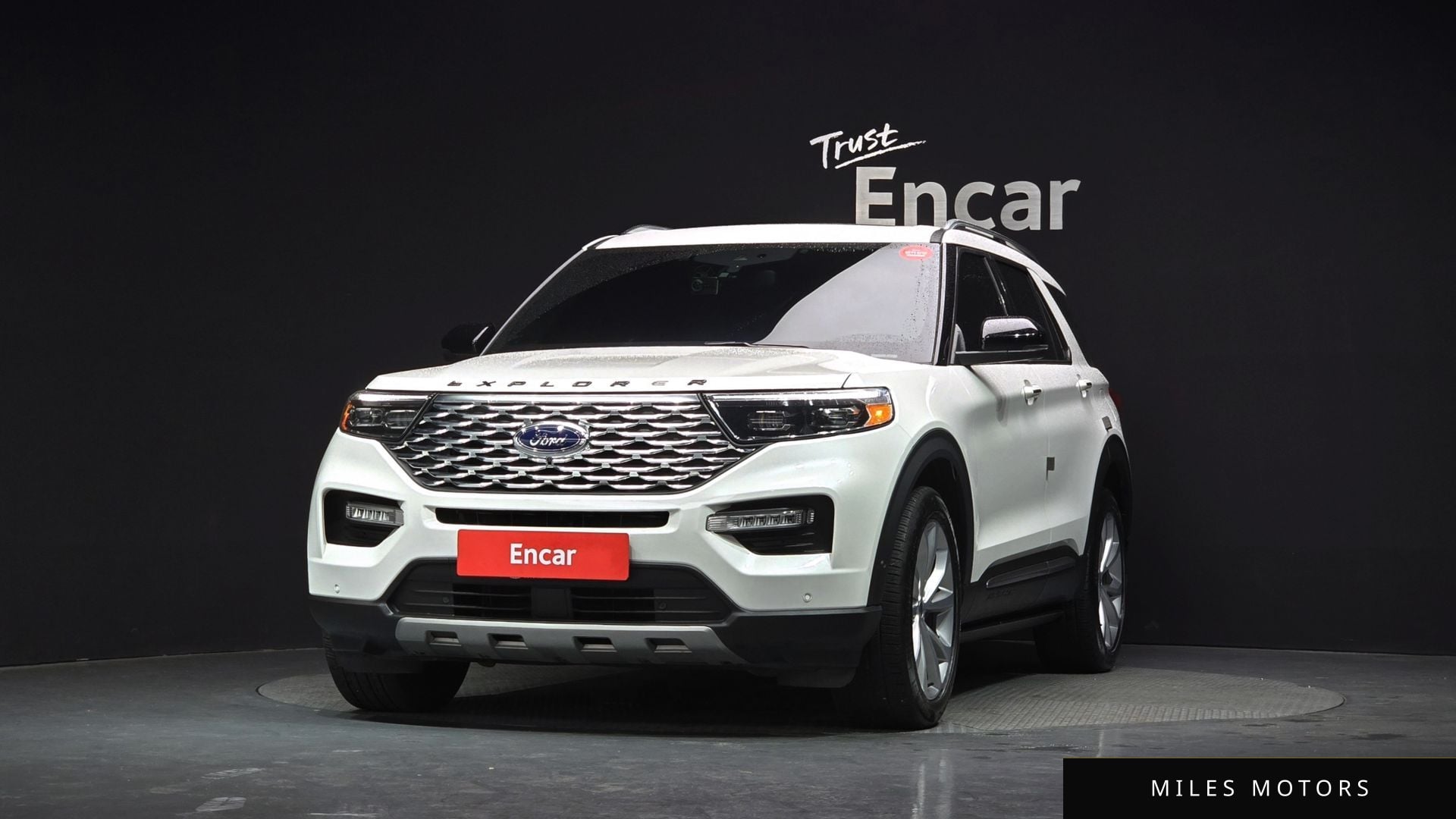 Ford Explorer 2021 — миниатюра 3
