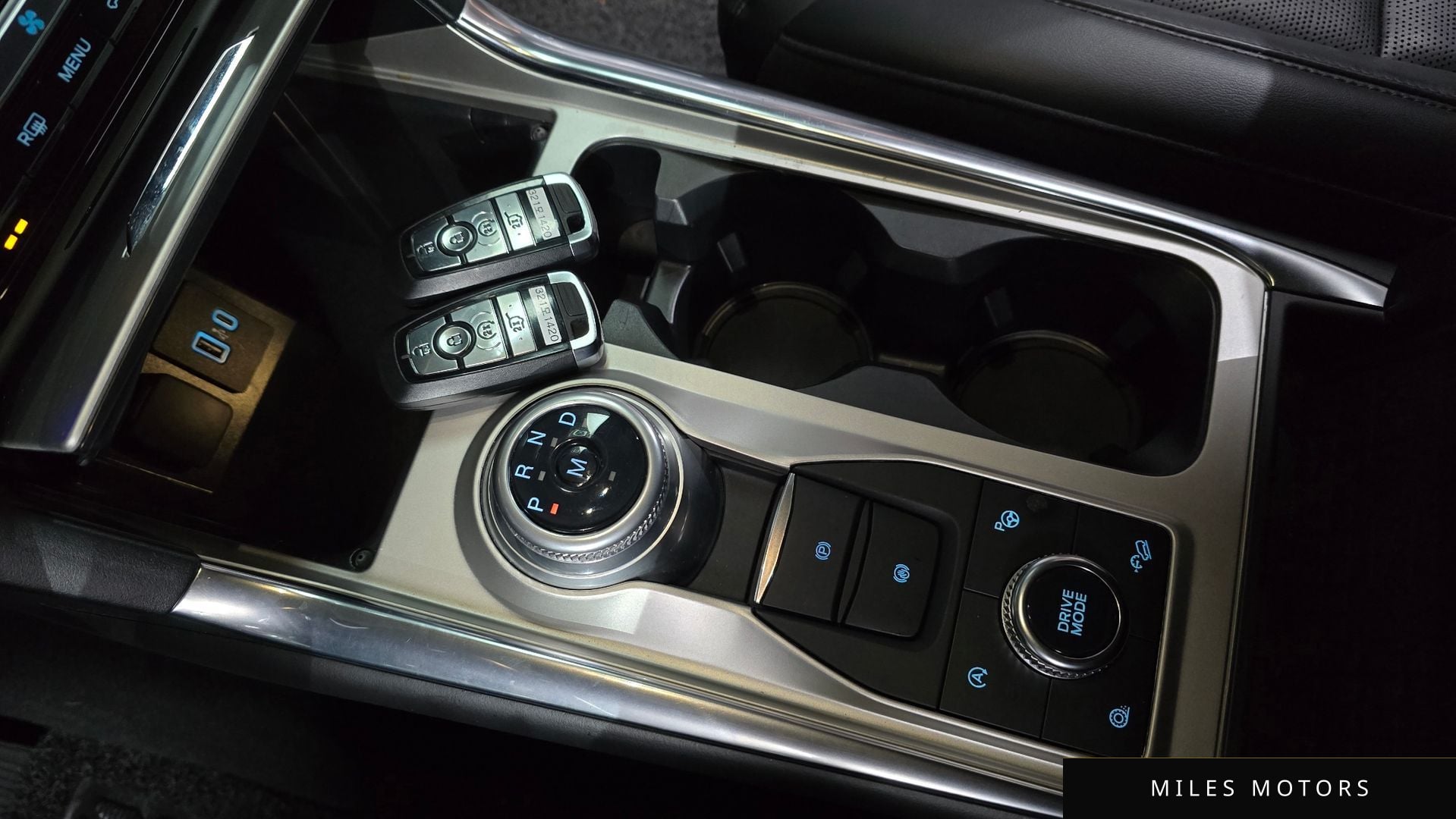 Ford Explorer 2021 — миниатюра 9